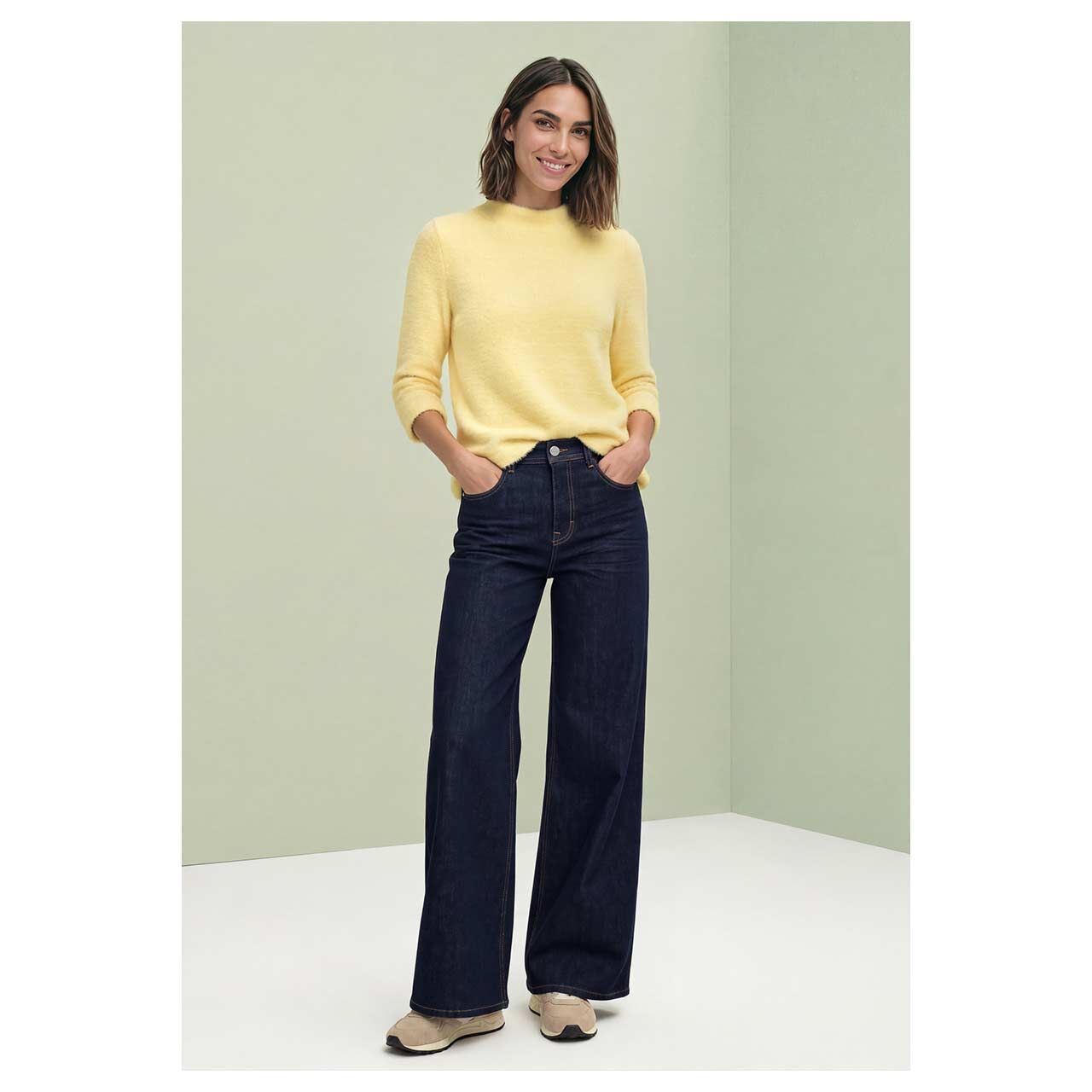 Damen 3/4 Arm Pullover Modern Fluffy Turtleneck von Street One in Gelb, Ganzkörperansicht