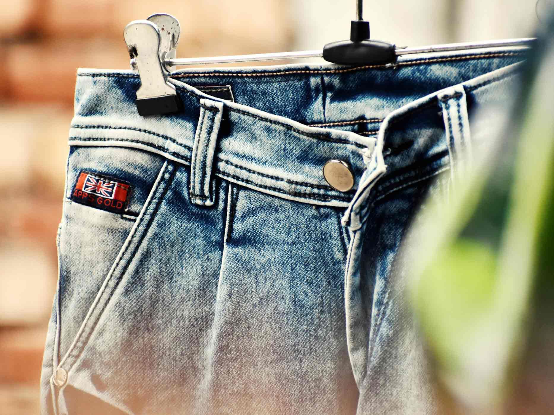 Einfache Tipps für das Aufpeppen deiner Jeans
