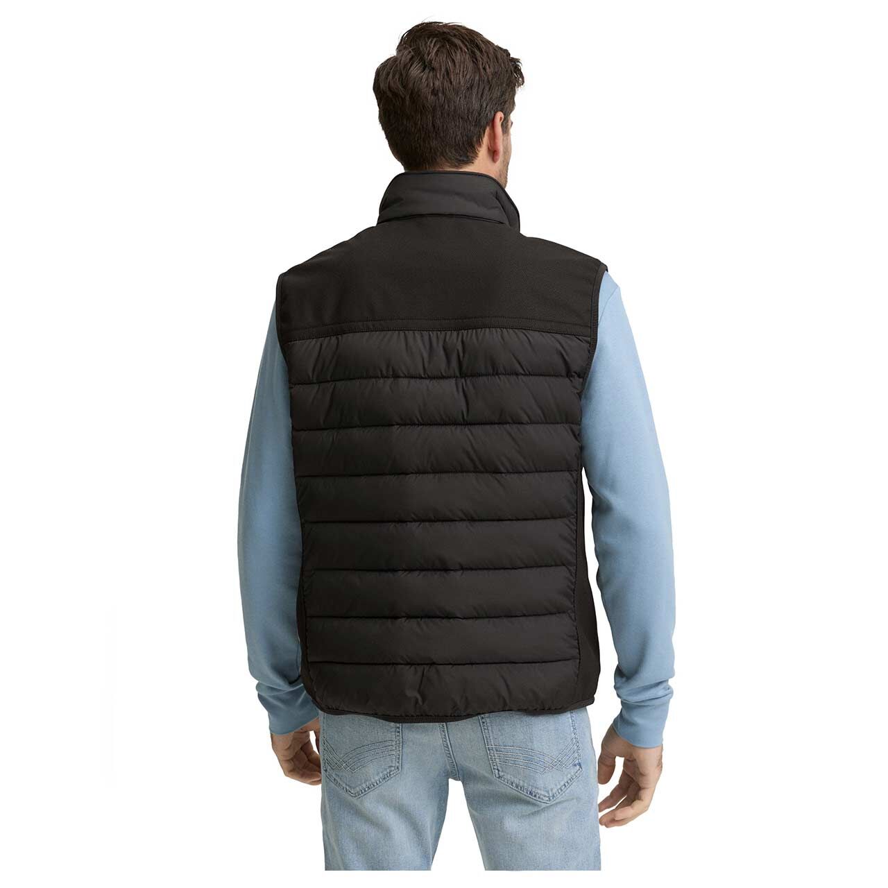 Herren Weste Hybrid Vest von Tom Tailor in Schwarz, Rückansicht am Model