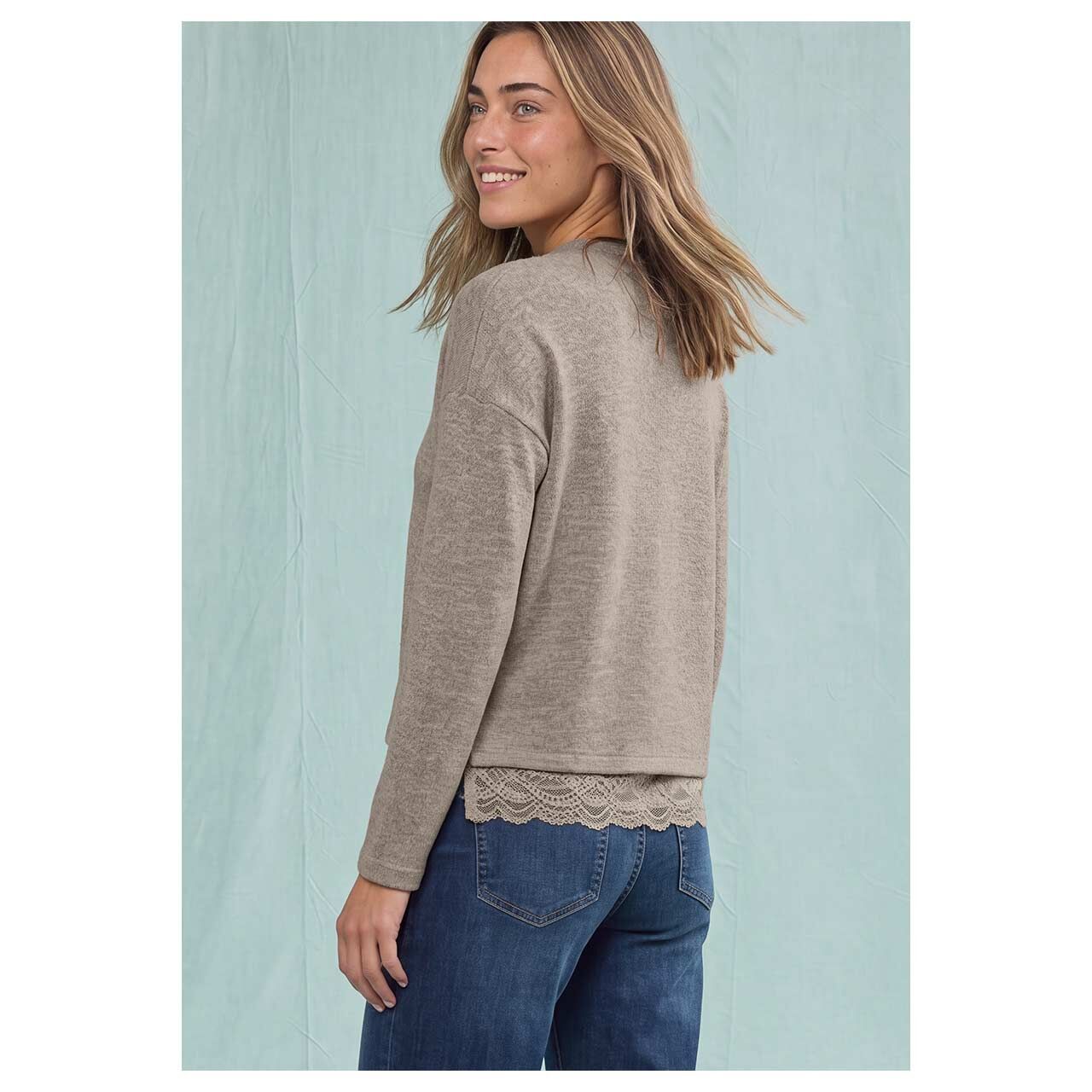 Damen Langarm Shirt Soft Lace Bottom von Street One in Beige meliert, Rückansicht am Model
