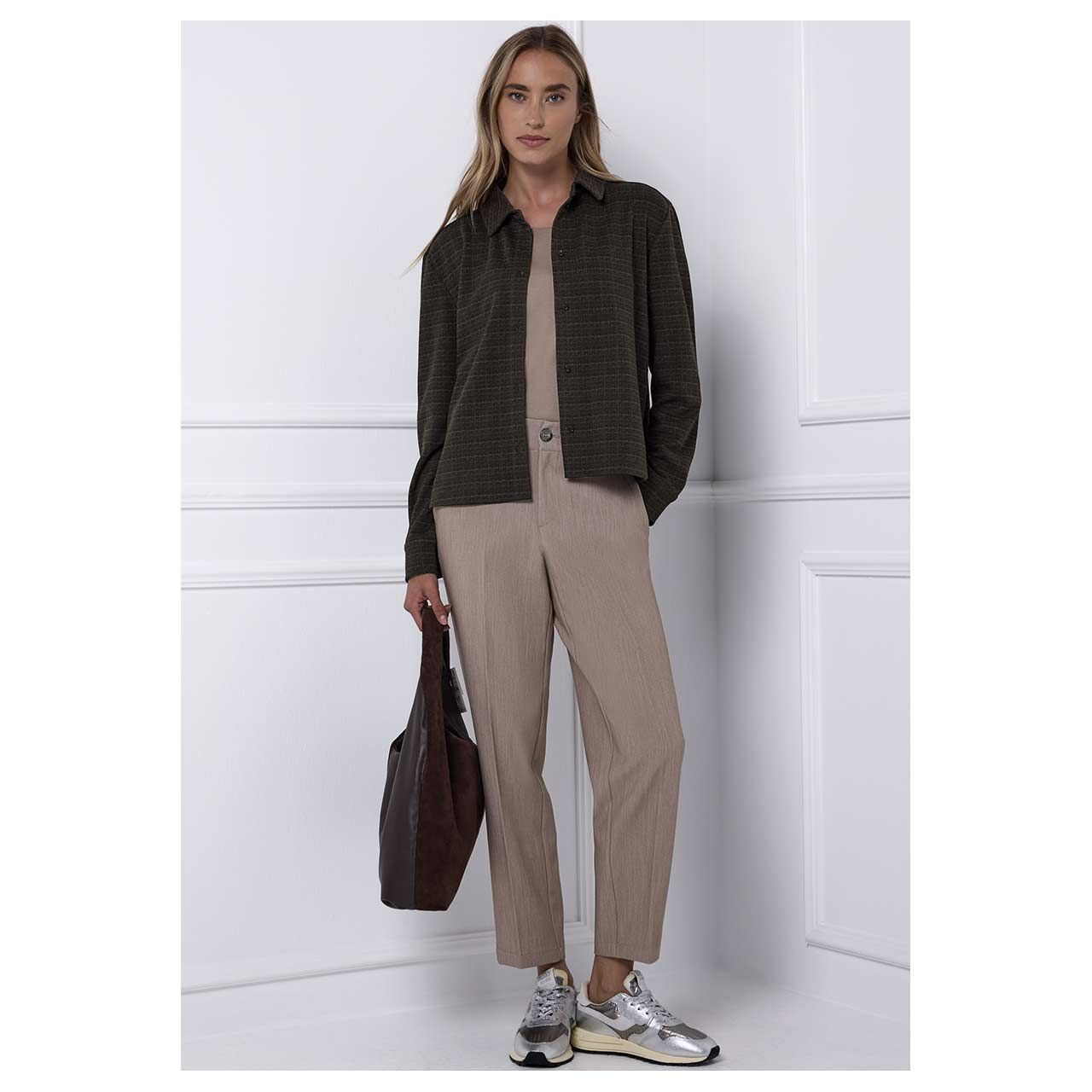 Damen Langarm Bluse Check Jaquard von Street One in Schwarz kariert, Ganzkörperansicht am Model