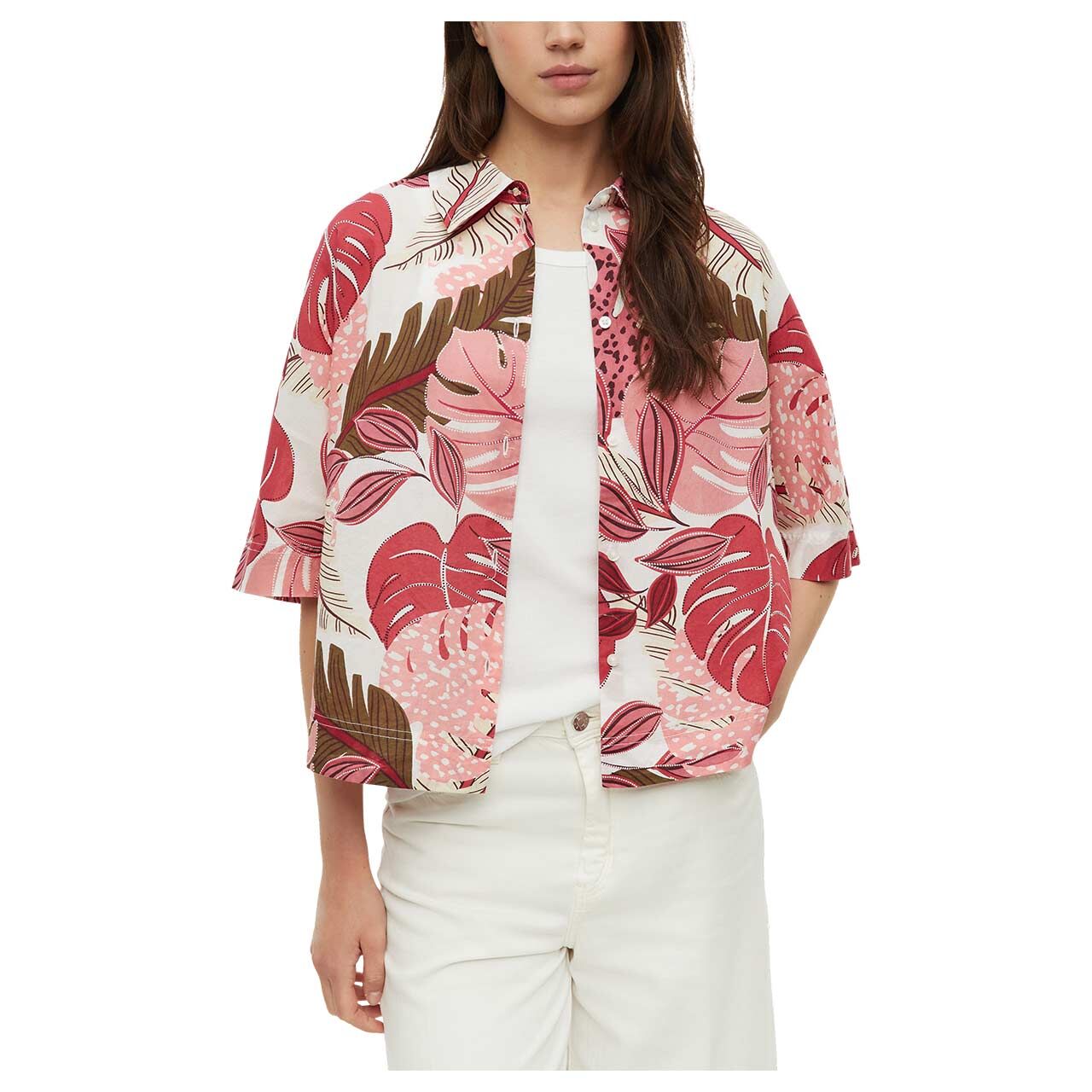 Damen Kurzarm Bluse von s.Oliver in Pink mit Print, offene Vorderansicht am Model
