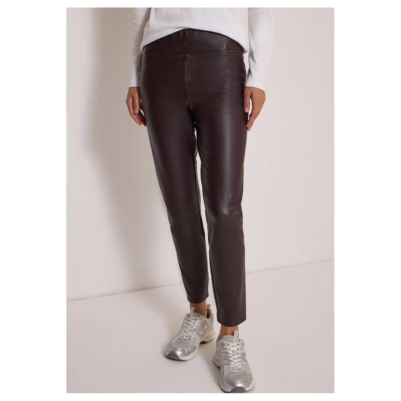 Damen 7/8 Leggings von Cecil in Lila beschichtet, Vorderansicht am Model