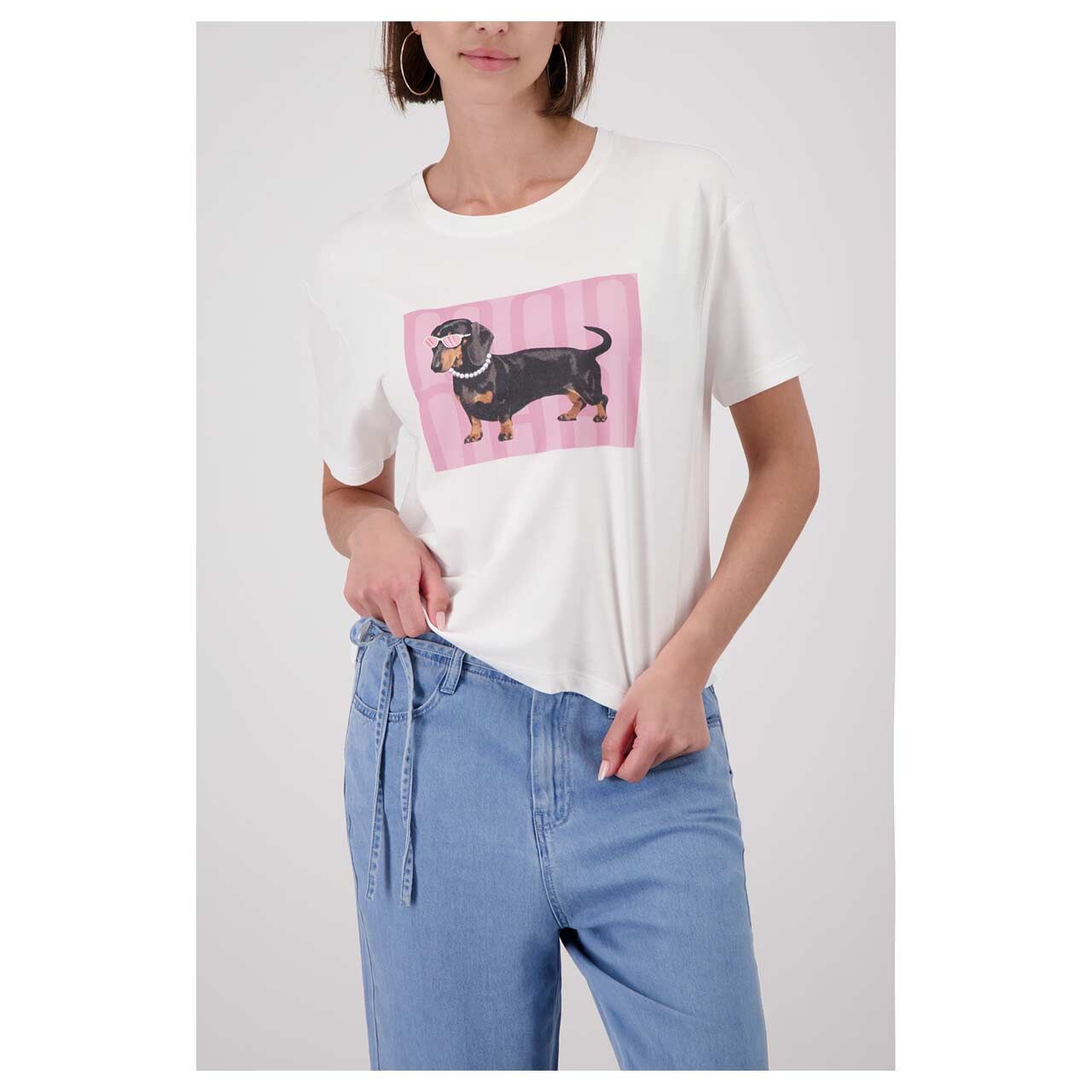 Damen T-Shirt von Monari in Weiß mit Print, Vorderansicht am Model