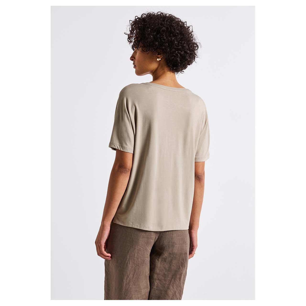 Damen Kurzarm Shirtjacke Jersey Tunic von Street One in Beige, Rückansicht am Modell