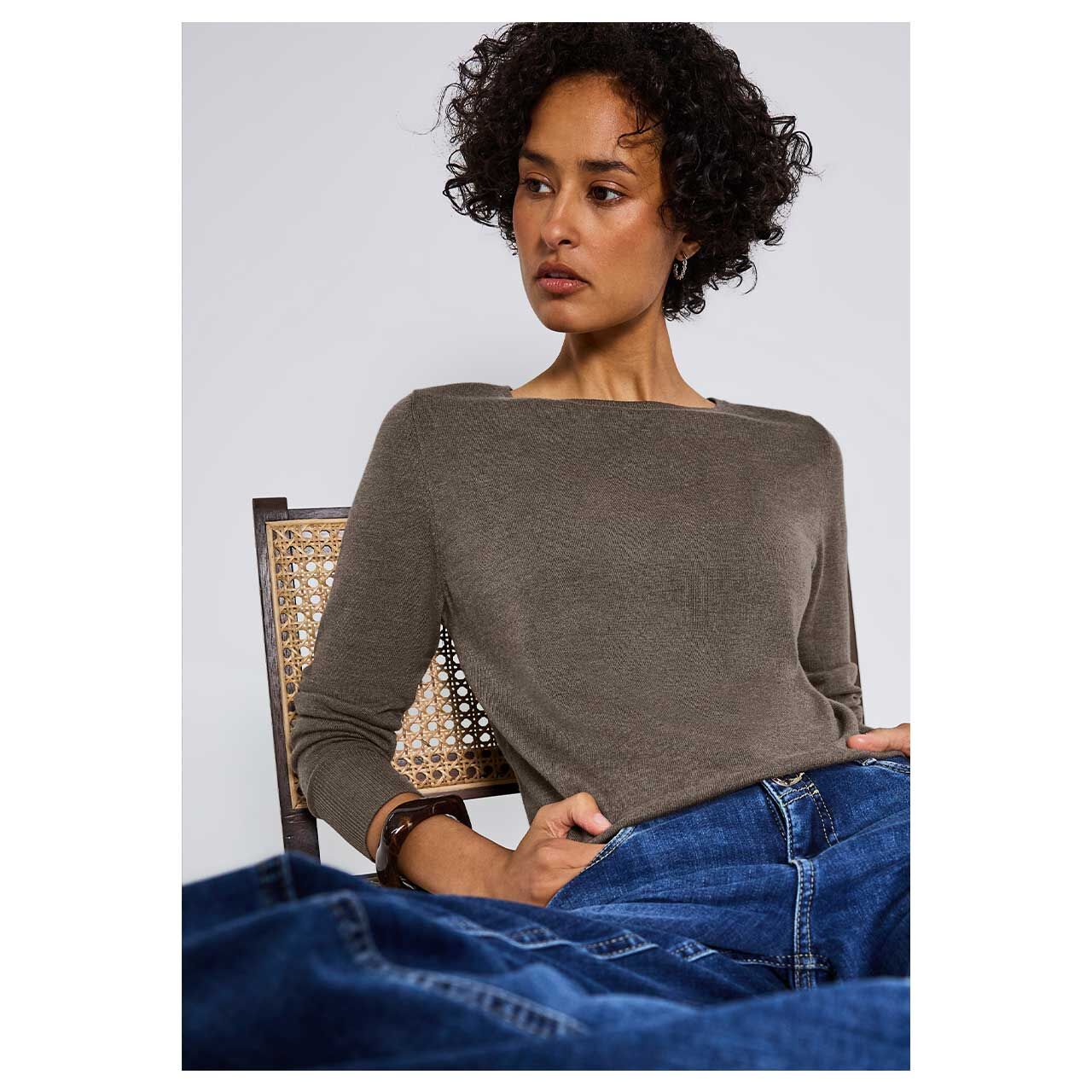 Street One Damen Pullover in Braun meliert, Nahaufnahme frontal Model