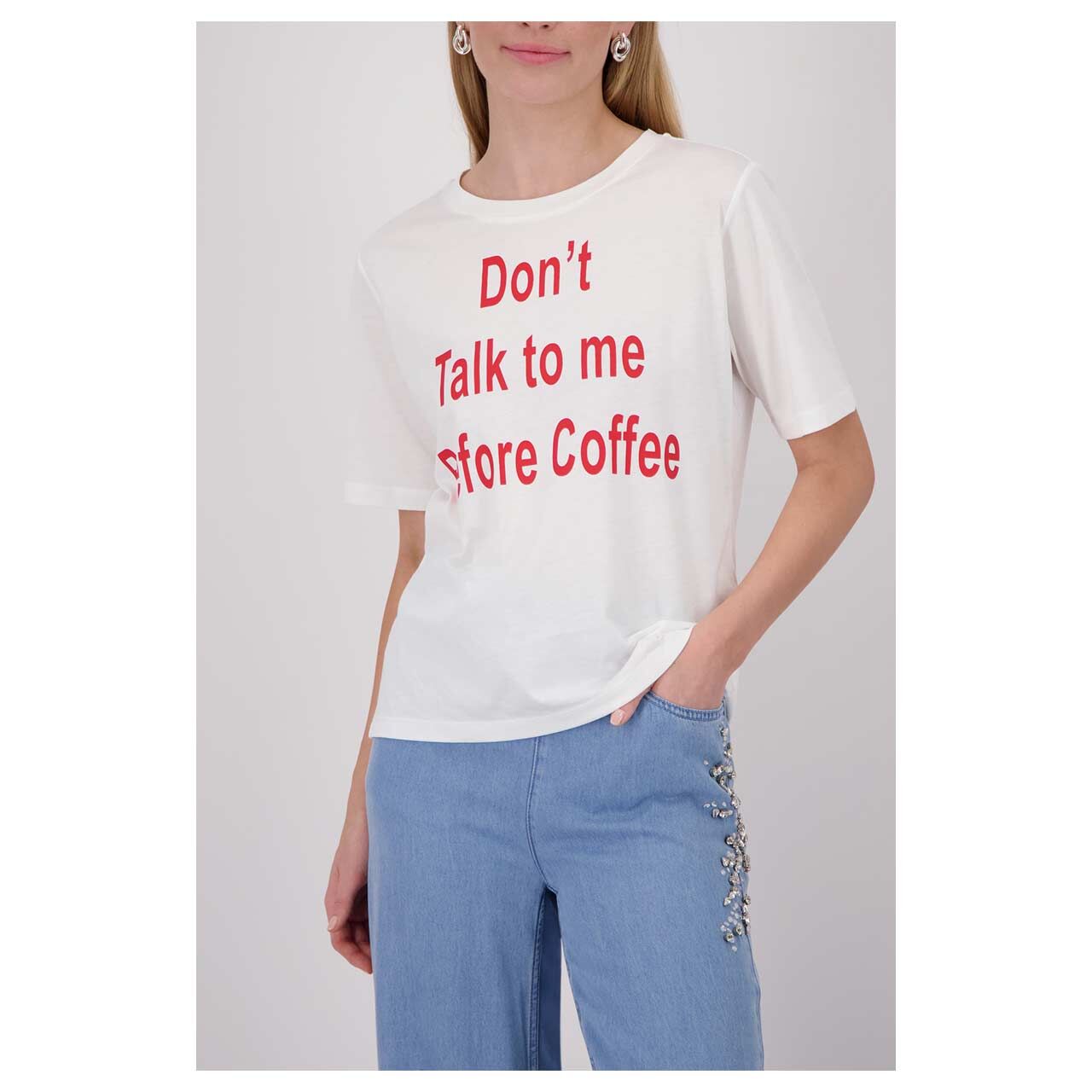 Damen T-Shirt von Monari in Weiß mit Print, Vorderansicht am Model