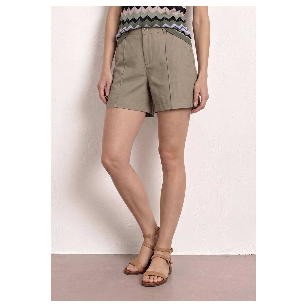 Baumwoll Bermuda von Street One in Beige, Vorderansicht am Model