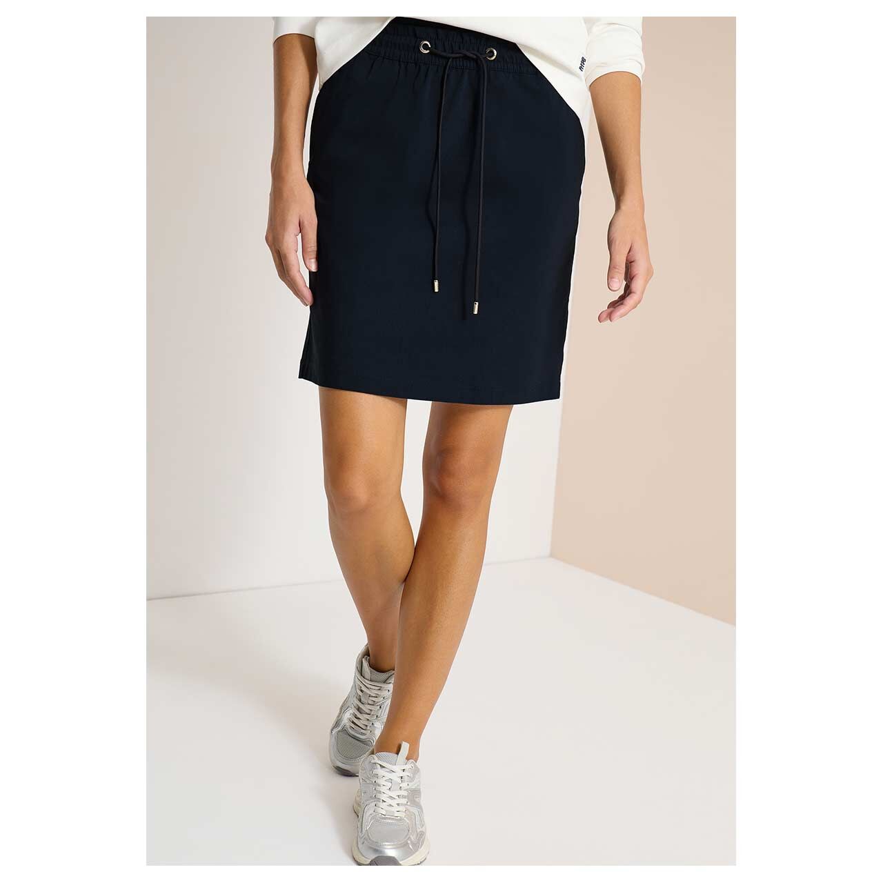 Damen Rock Jogg Skirt von Cecil in Dunkelblau, Vorderansicht am Model