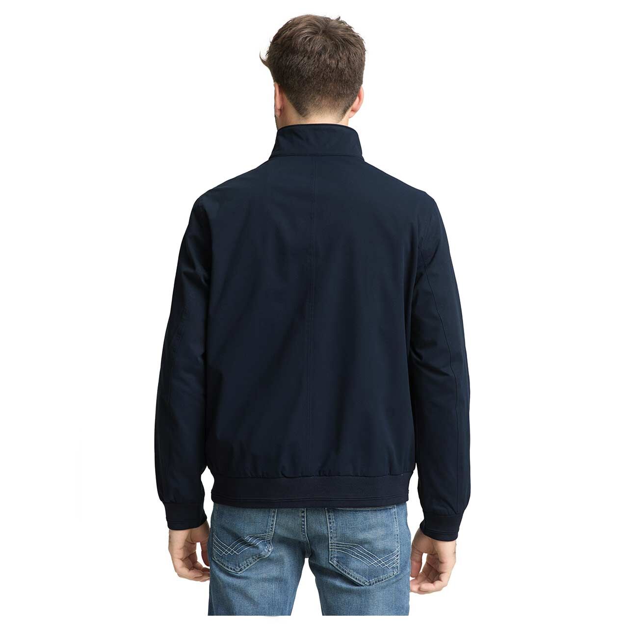 Herren Jacke Harrington von Tom Tailor in Dunkelblau, Rückansicht am Model