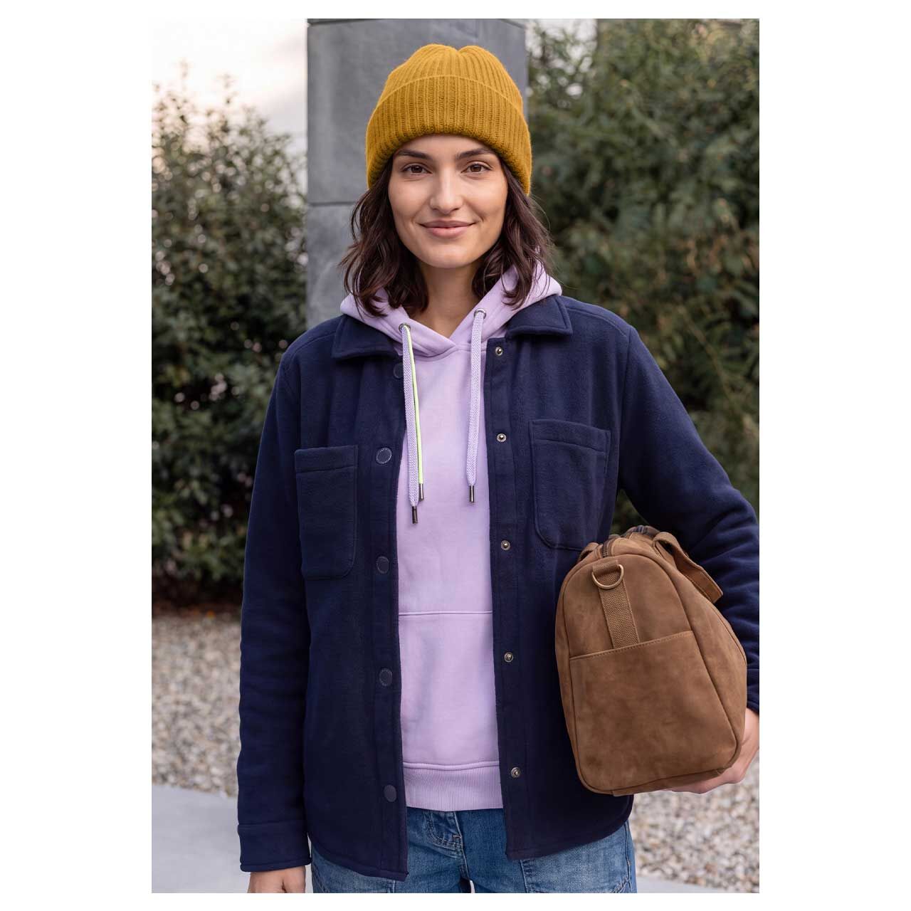 Damen Mütze Solid Knit Cap von Cecil in Goldgelb meliert, detaillierte Vorderansicht am Model