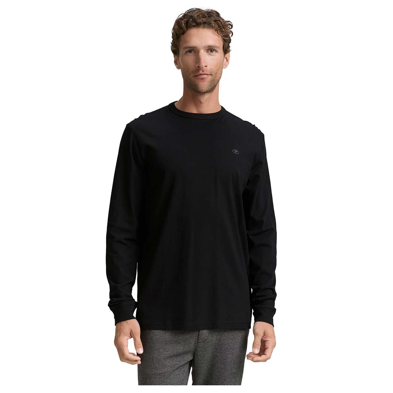 Herren Langarm Shirt von Tom Tailor in Schwarz, Vorderansicht am Model