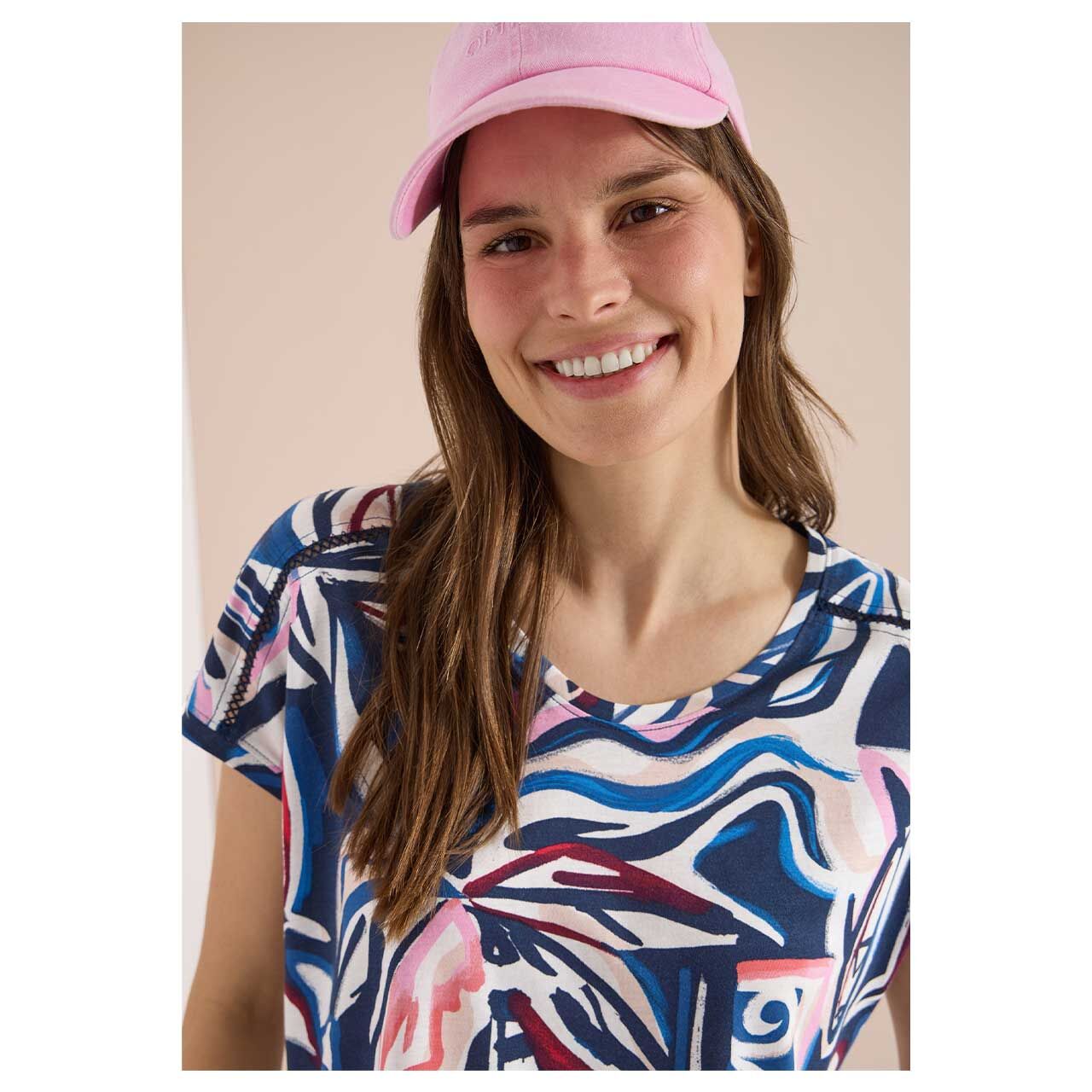 Damen T-Shirt Multi Lace Shoulder von Cecil in Dunkelblau mit Print, detaillierte Vorderansicht am Model