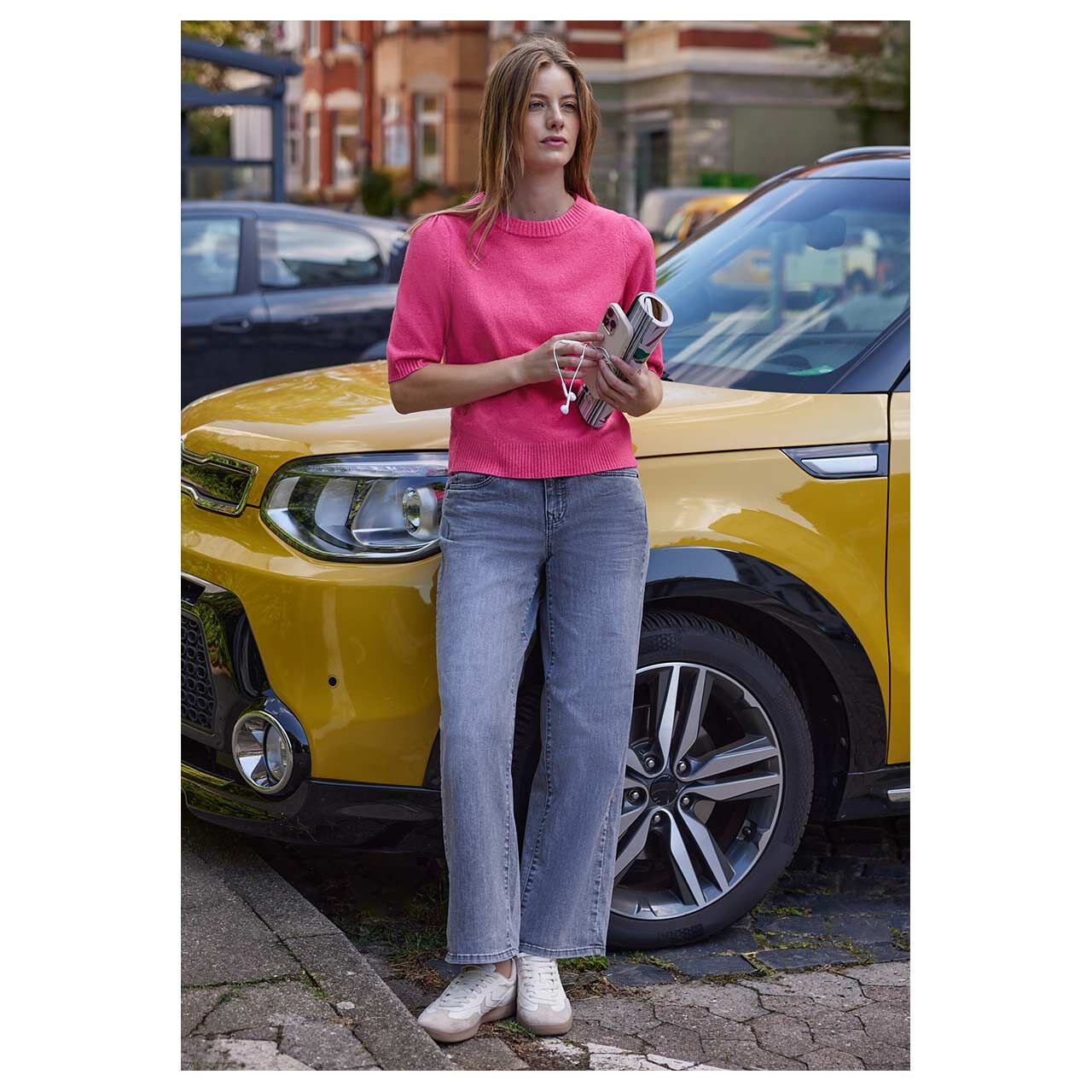 Damen Kurzarm Pullover Short Sleeve von Street One Studio in Pink meliert, Ganzkörperansicht am Model