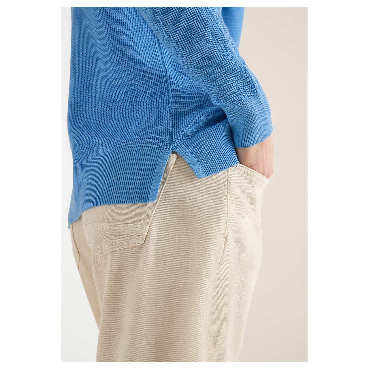 Damen Pullover Structured Boatneck in Blau meliert, detaillierte Rückansicht am Model