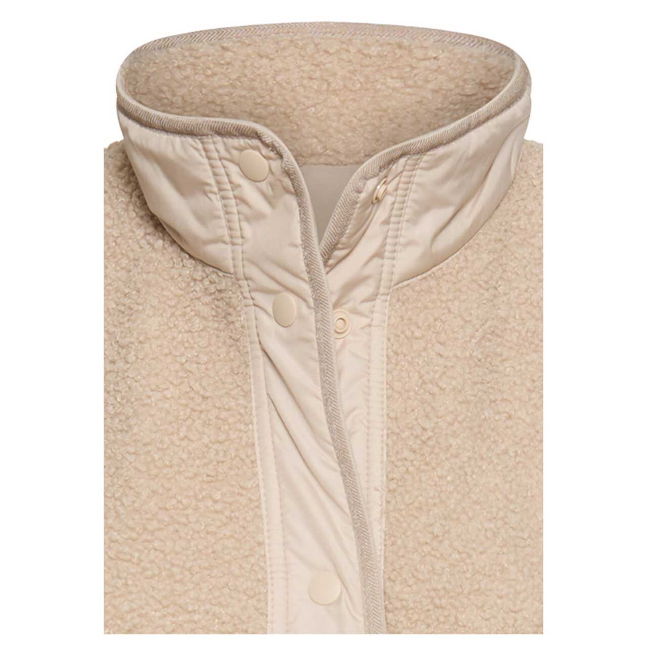 Damen Teddyweste von Camel active in Beige, detaillierte Vorderansicht Kragen