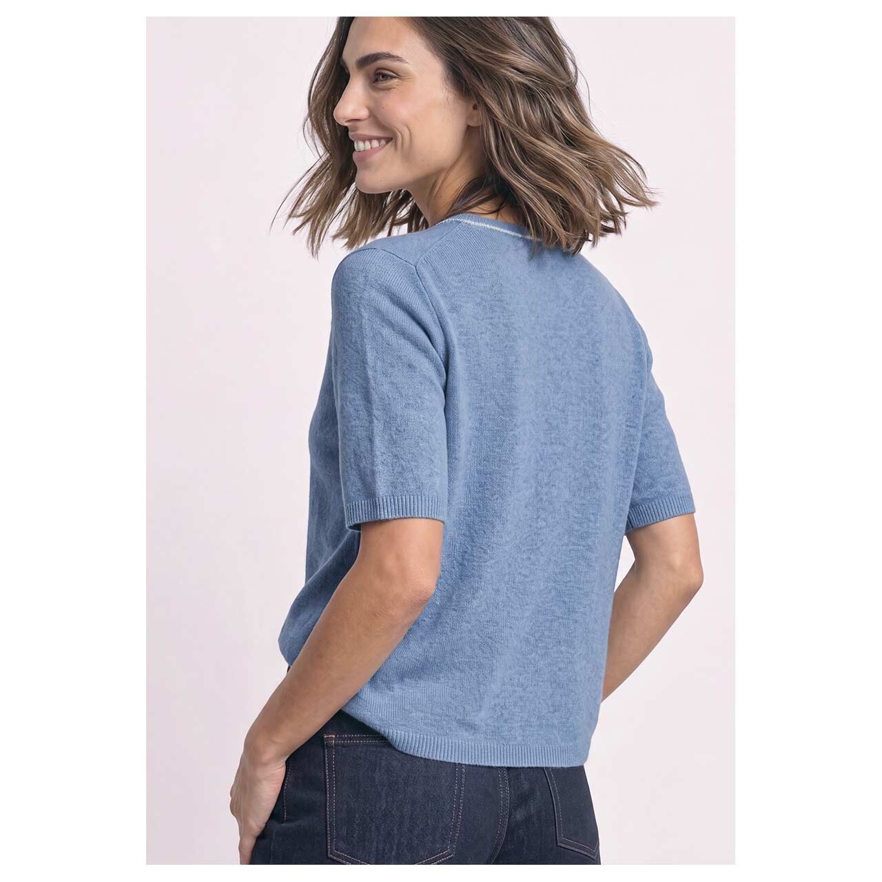 Damen Kurzarm Pullover Cosy Sweater Collar Detail von Street One in Hellblau meliert, Rückansicht am Model