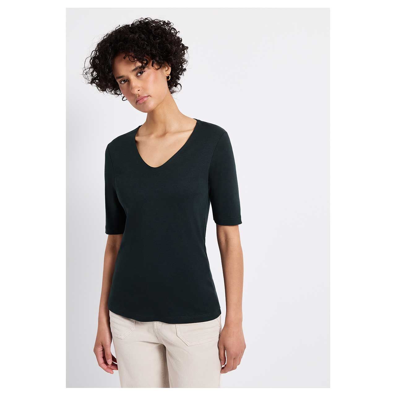 Damen T-Shirt Palmira von Street One in Dunkelgrün, Nahansicht am Modell