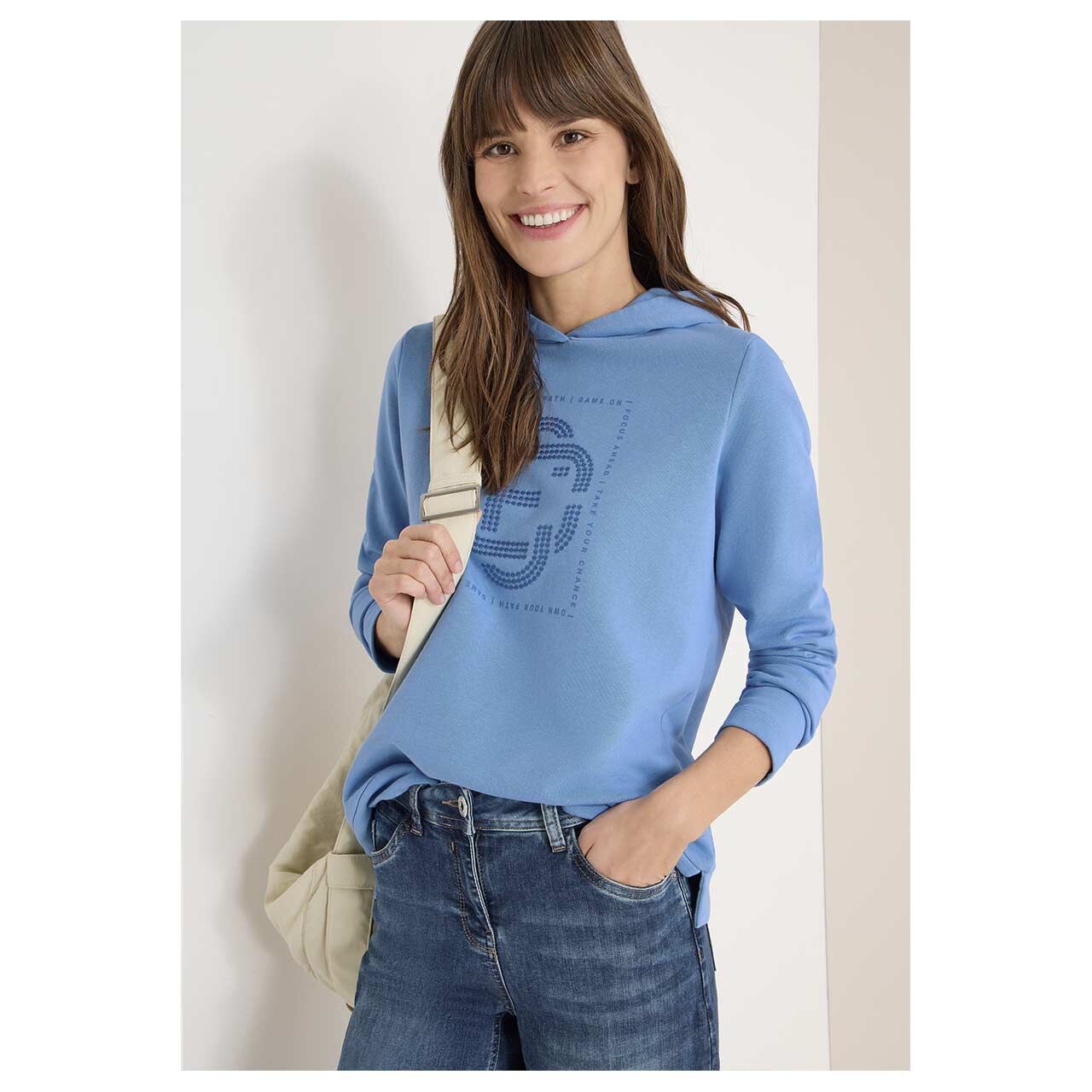 Damen Hoodie Sweatshirt Stitched Sequins von Cecil in Blau mit Print, Detailansicht vorne am Model