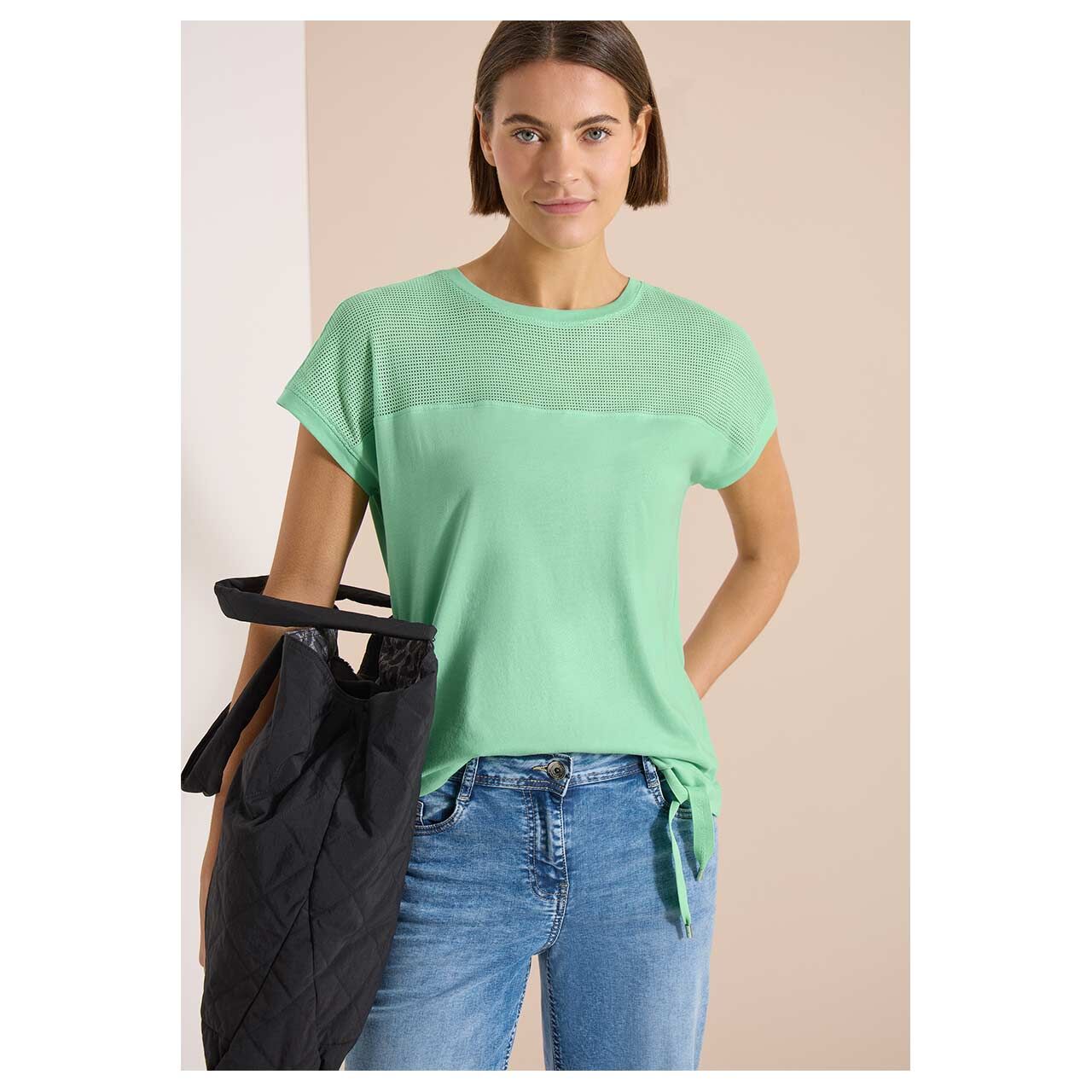 Damen T-Shirt Mesh Insert von Cecil in Hellgrün, Vorderansicht am Model