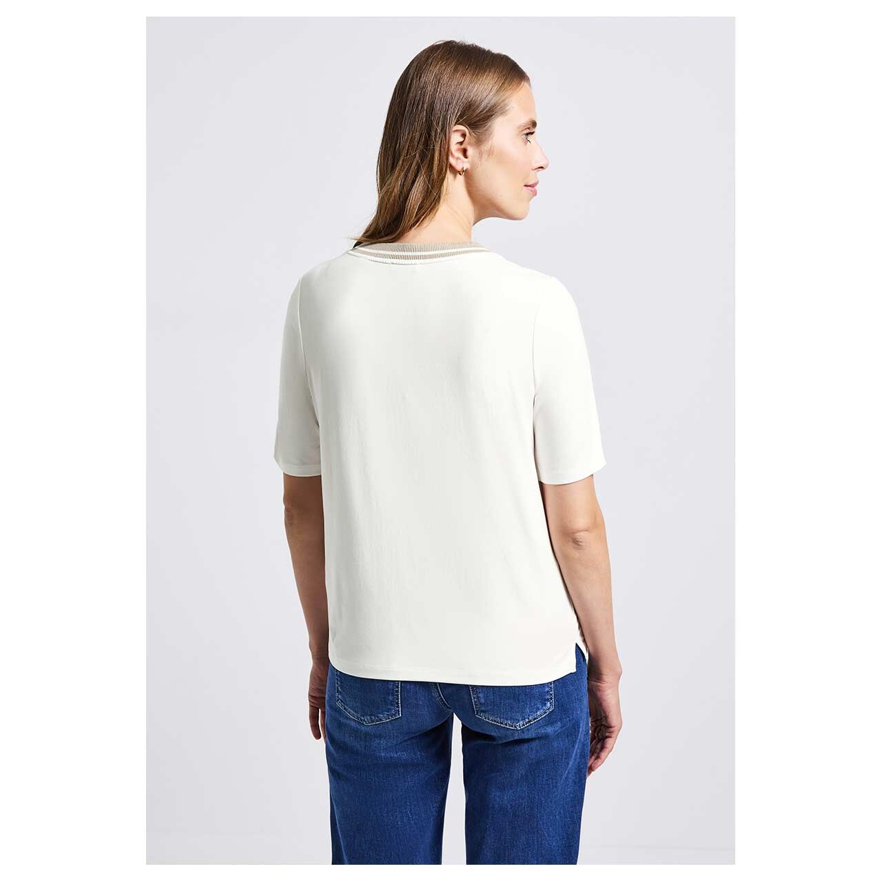 Damen T-Shirt Rib Collar von Street One in Cremeweiß, Rückansicht mit Model