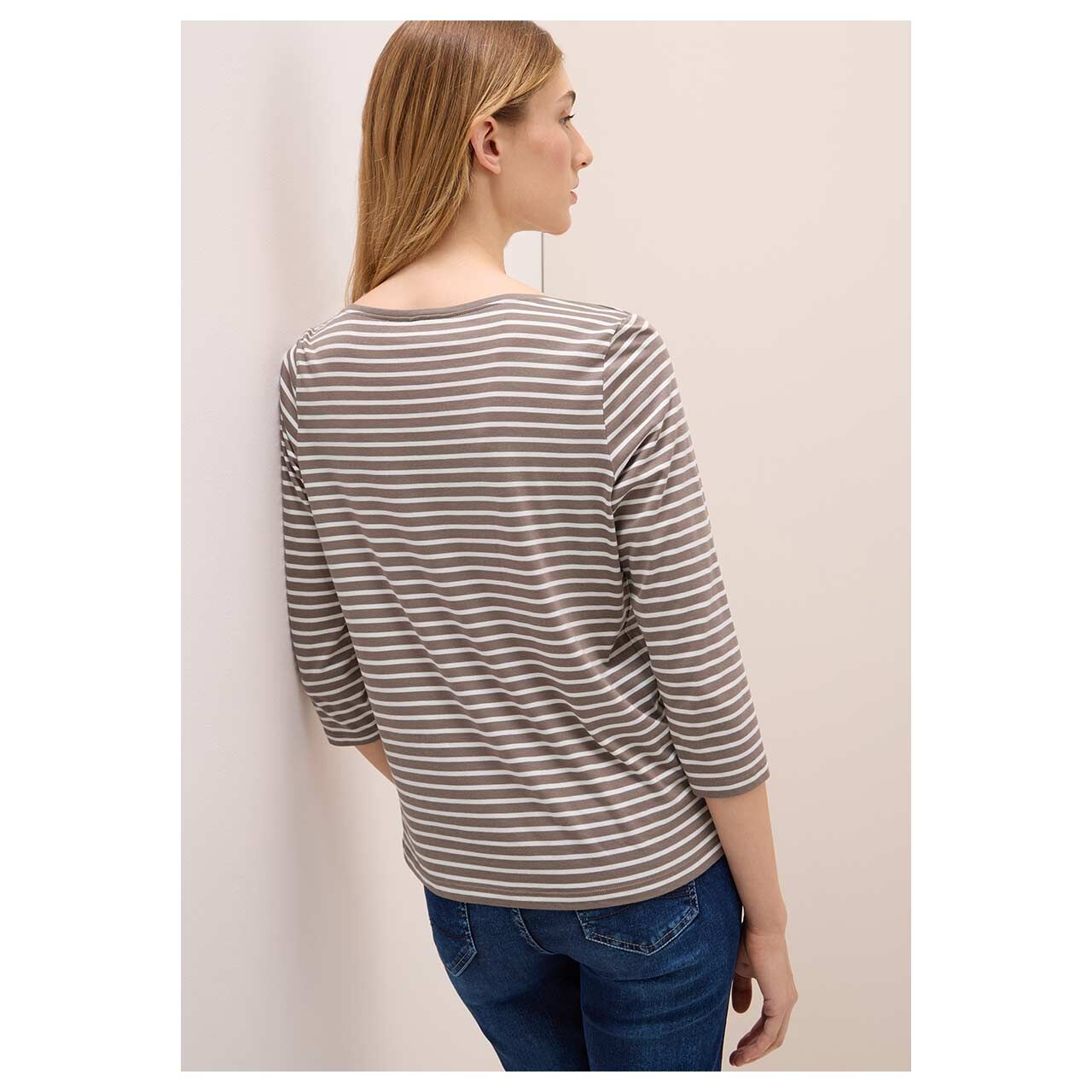 Damen 3/4 Arm Shirt Basic Stripe Boatneck von Cecil in Braun gestreift, Rückansicht am Model