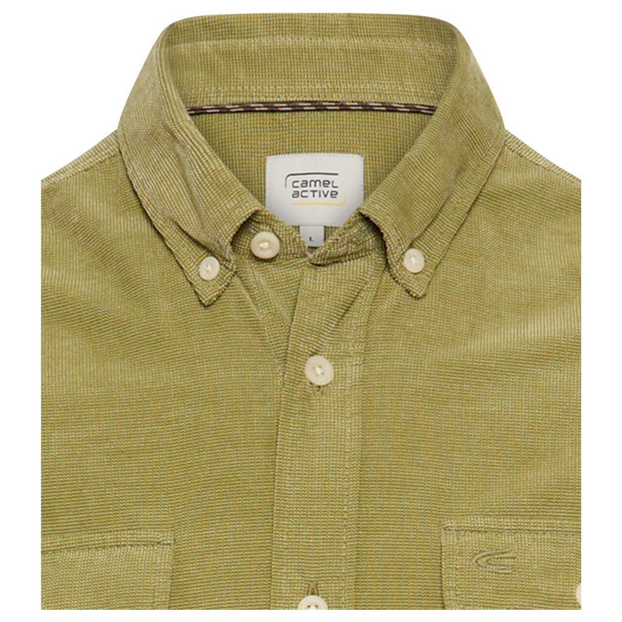 Herren Langarm Cord Hemd von Camel active in der Farbe Grün, Detailansicht vorne