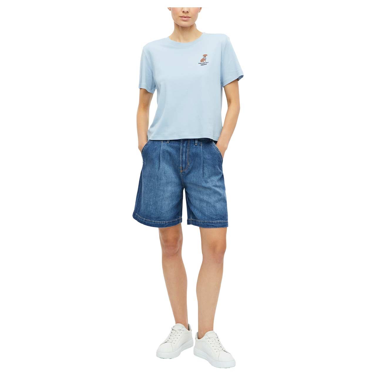 s.Oliver Damen T-Shirt in Hellblau mit Print, Ganzkörperansicht am Model
