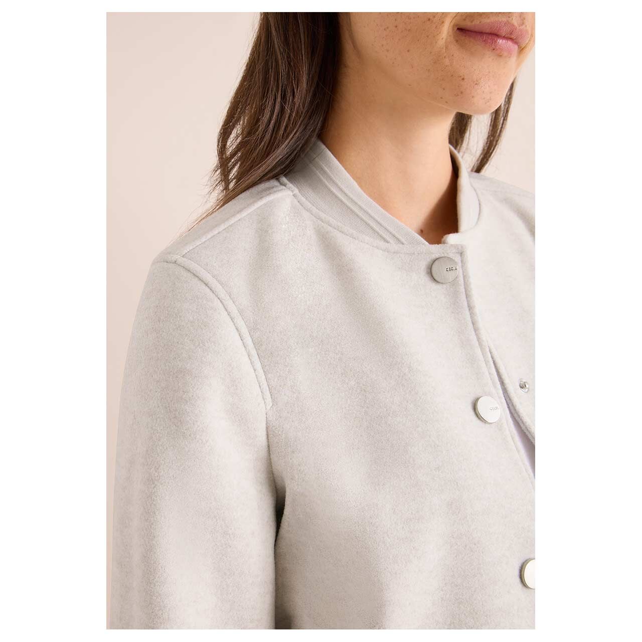 Damenjacke Fake Wool Blouson von Cecil in Greige, Detailansicht am Model