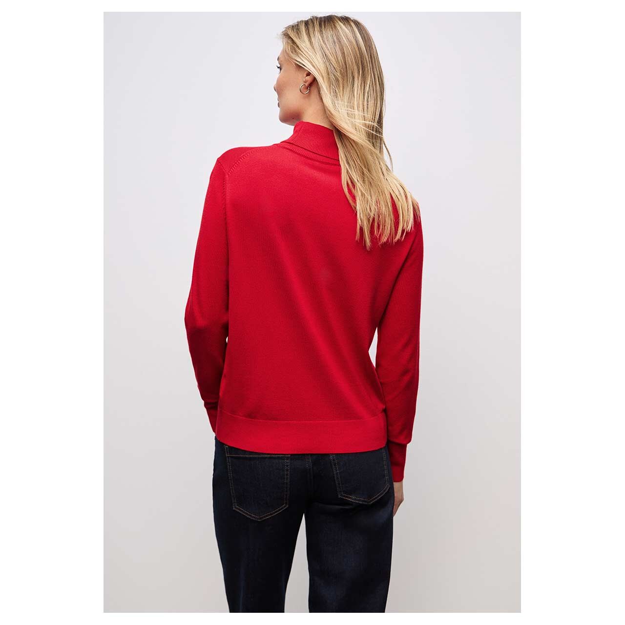Damen Rollkragen Pullover Basic Roll-Neck von Street One in Rot, Rückansicht am Model