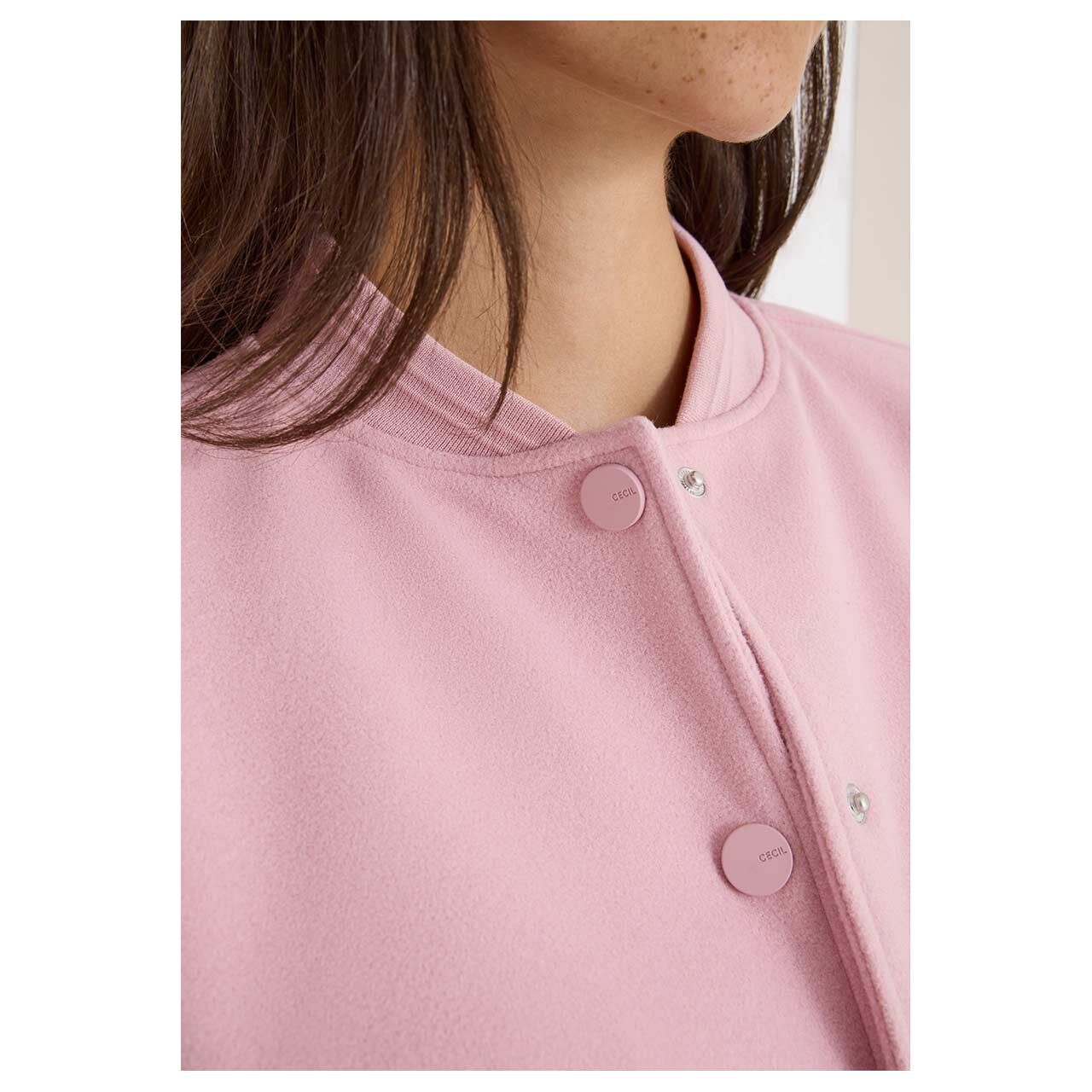 Damenjacke Fake Wool Blouson von Cecil in Rosa, detaillierte Vorderansicht am Model