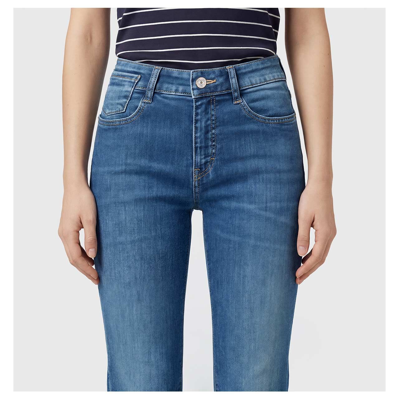 MAC Laura Jeans mid blue use washed