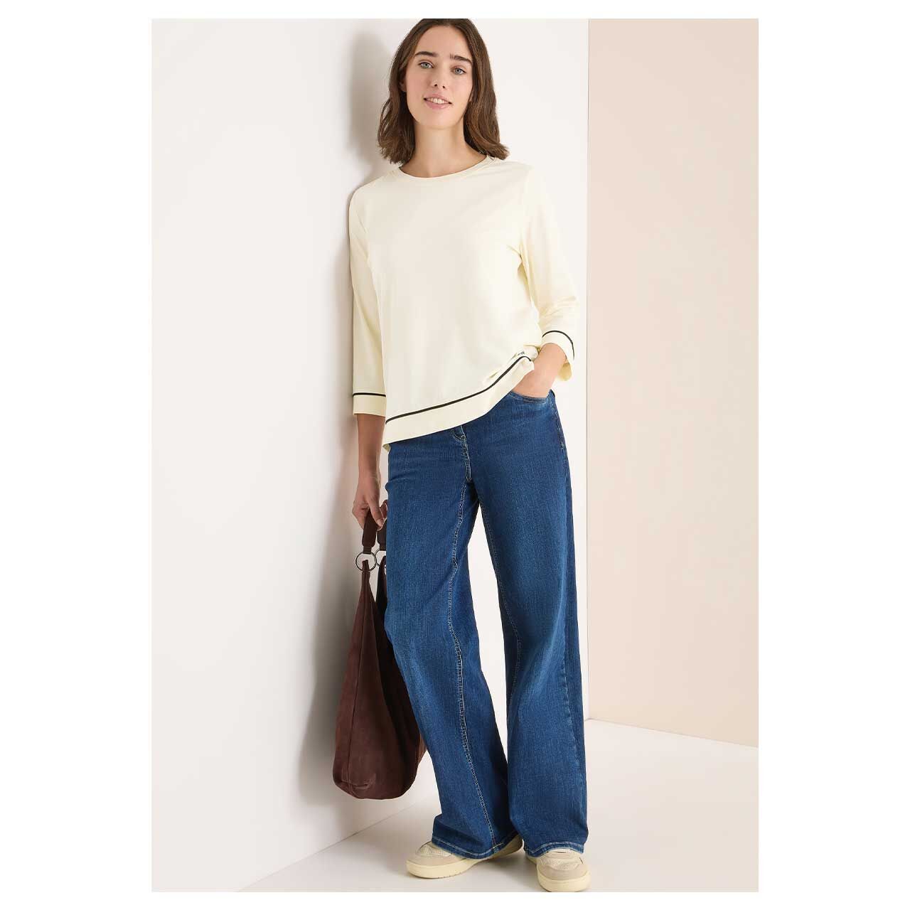 Damen 3/4 Arm Shirt von Cecil in Cremeweiß, Ganzkörperansicht am Model