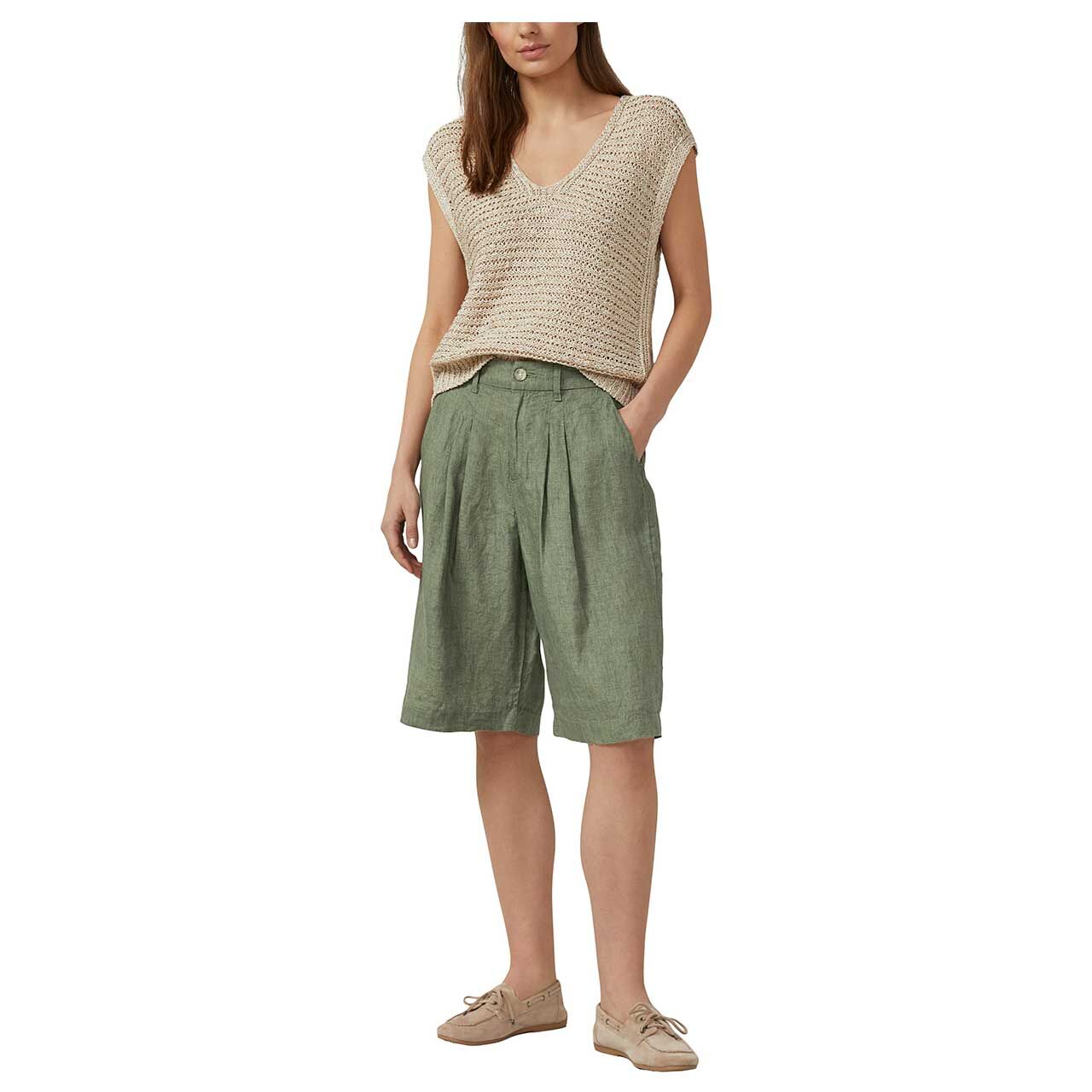 Damen Leinen Bermuda von s.Oliver in Grün, Ganzkörperansicht am Model