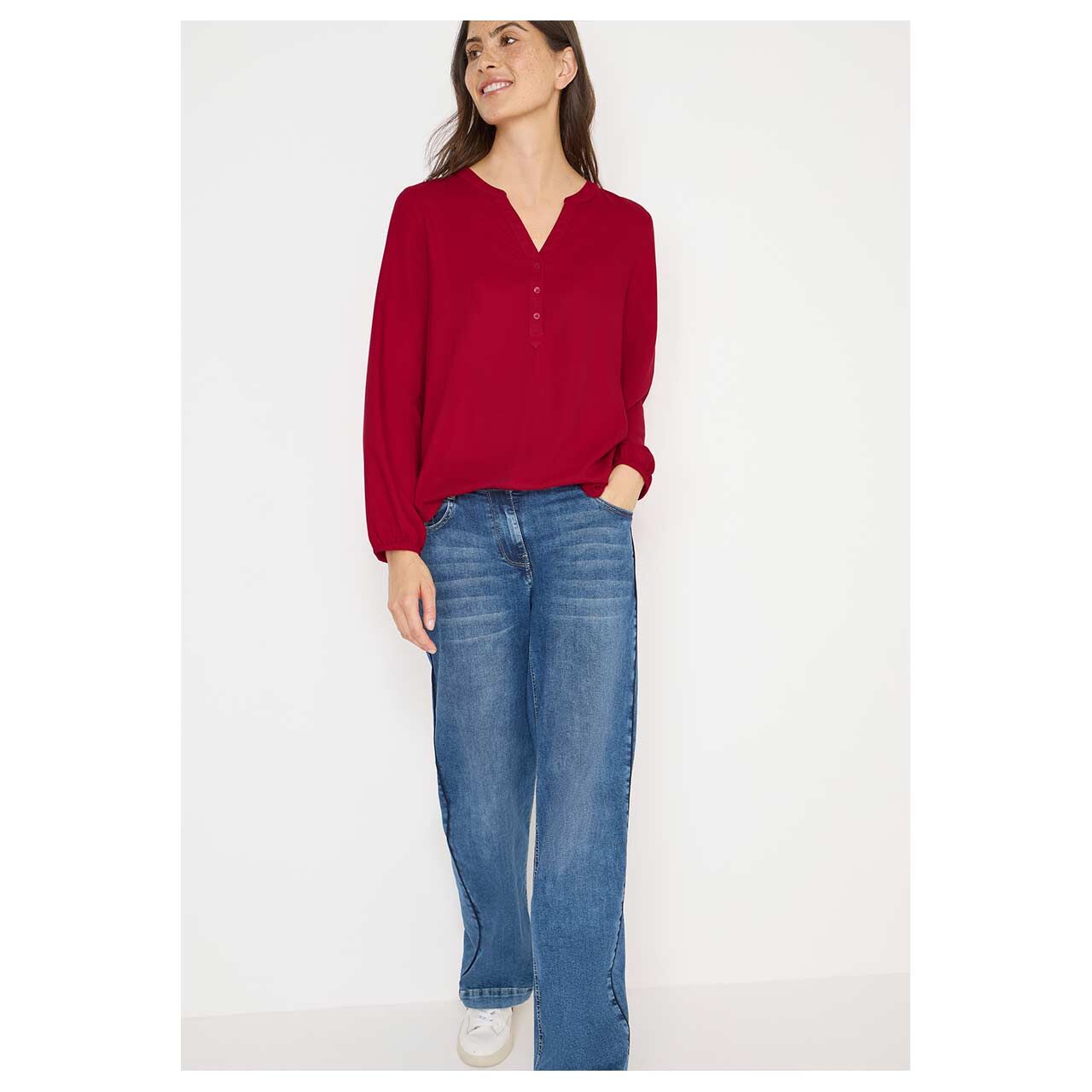 Damen Langarm Bluse Solid von Cecil in Magenta, Vorderansicht am Model