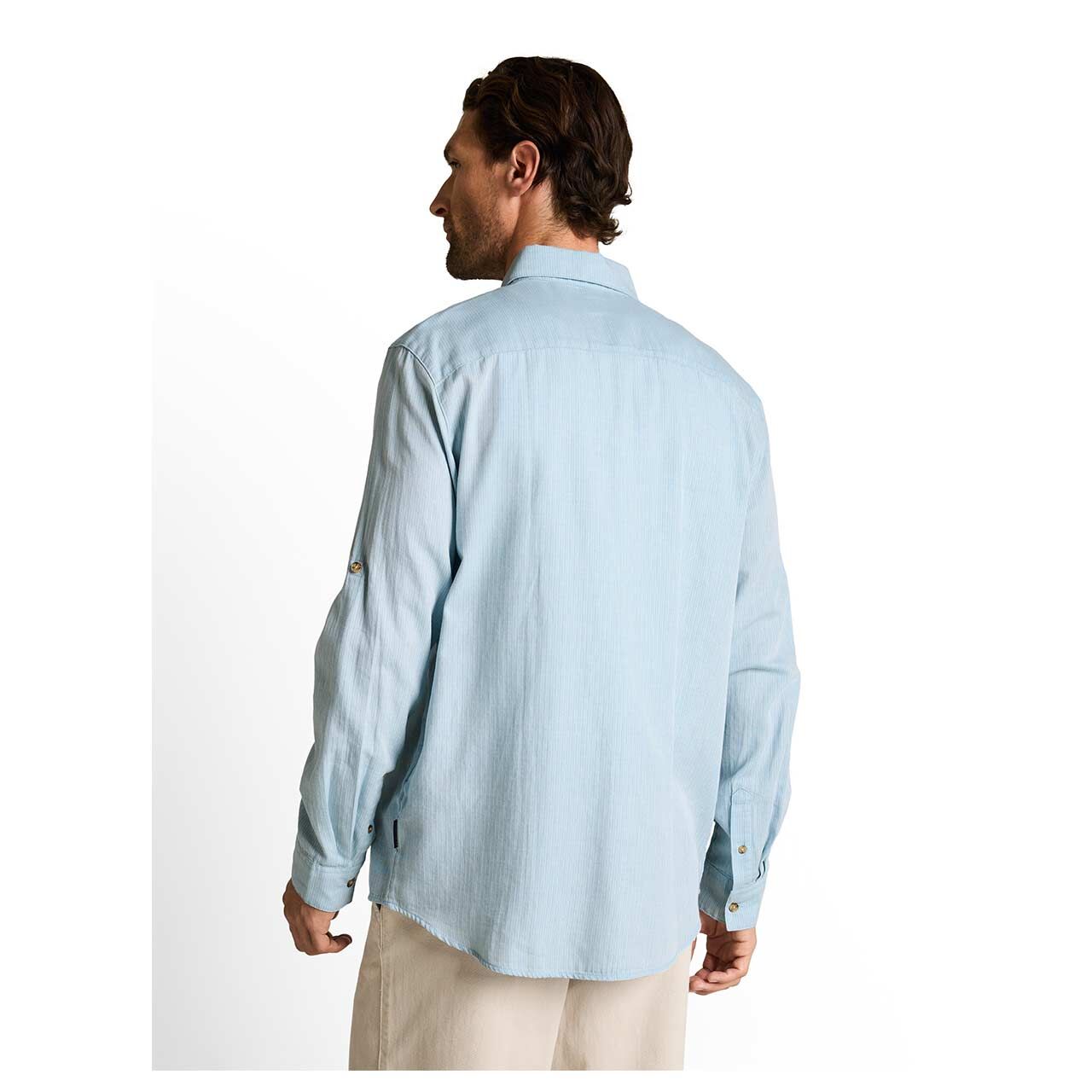 Herren Langarm Hemd von Tom Tailor in Hellblau mit Print, Rückansicht am Model