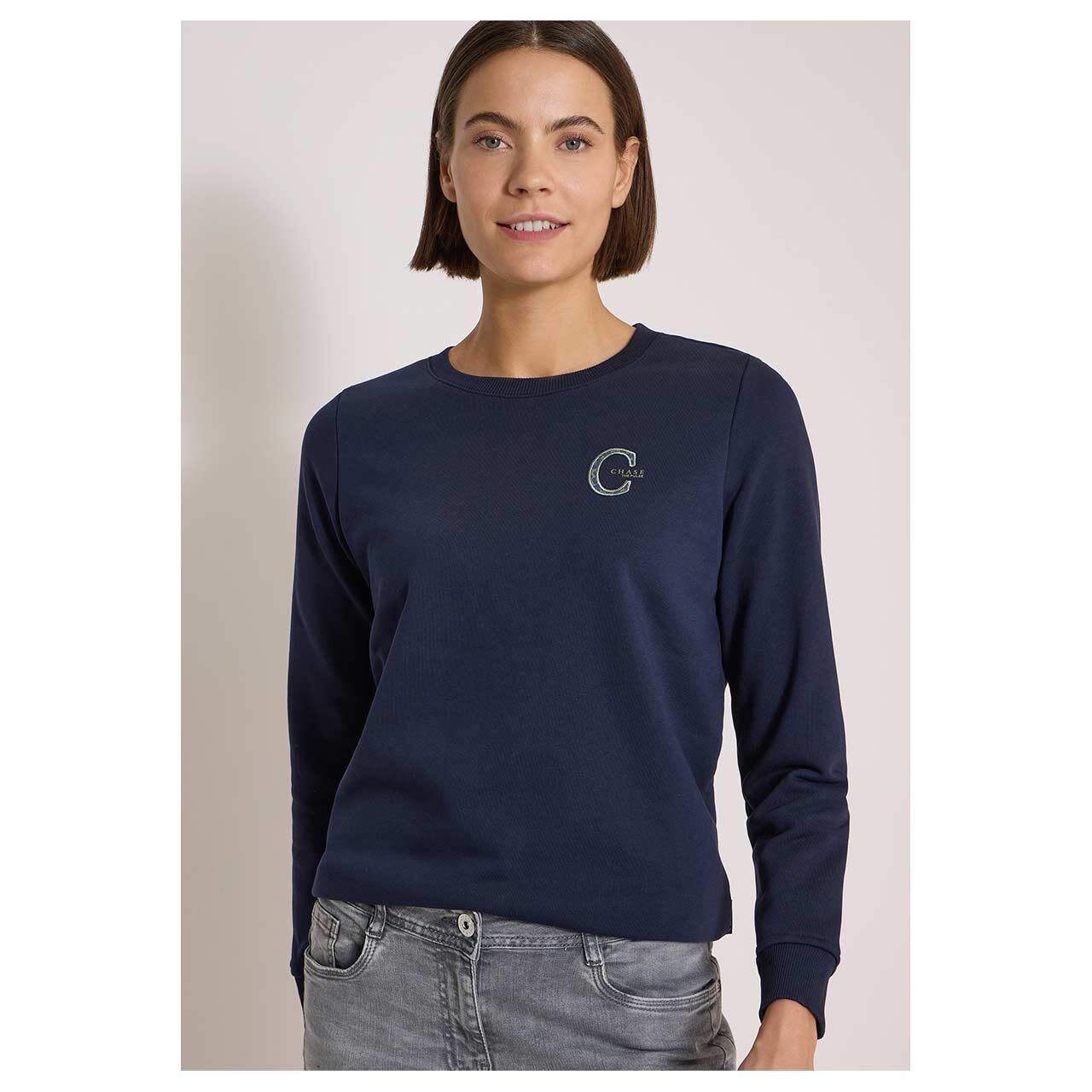 Damen Sweatshirt Solid Embroidery von Cecil in Dunkelblau mit Print, Vorderansicht am Model
