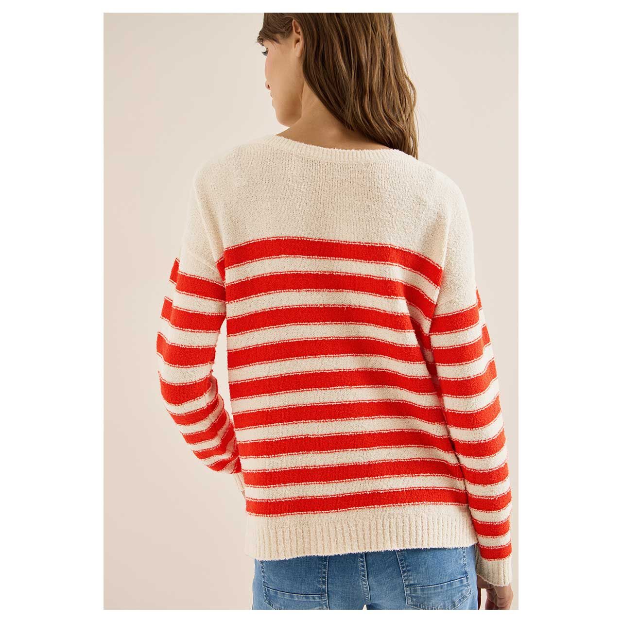 Damen Pullover Bouclé Stripe von Cecil in Beige gestreift, Rückansicht am Model