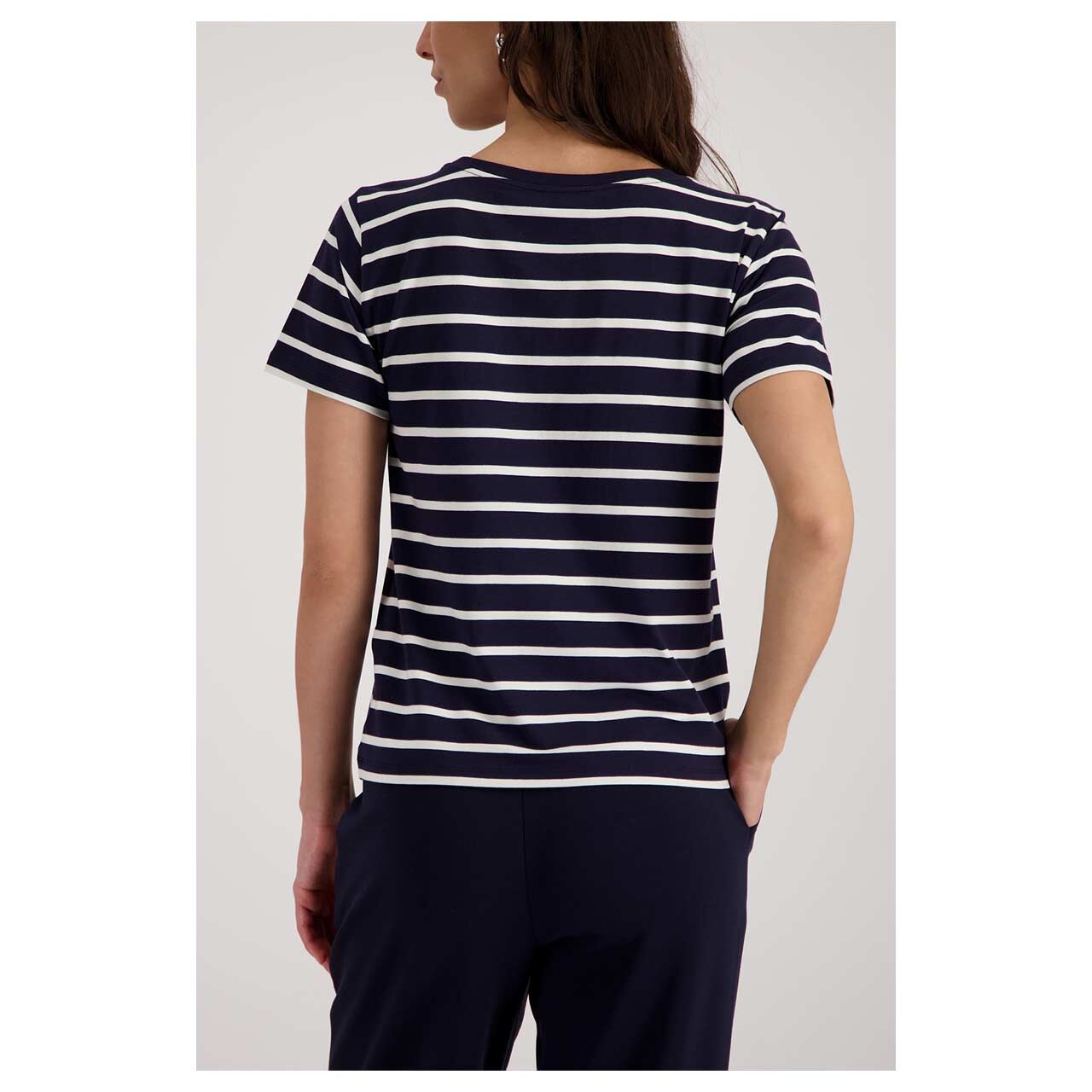 Damen T-Shirt von Monari in Dunkelblau gestreift, Rückansicht am Model