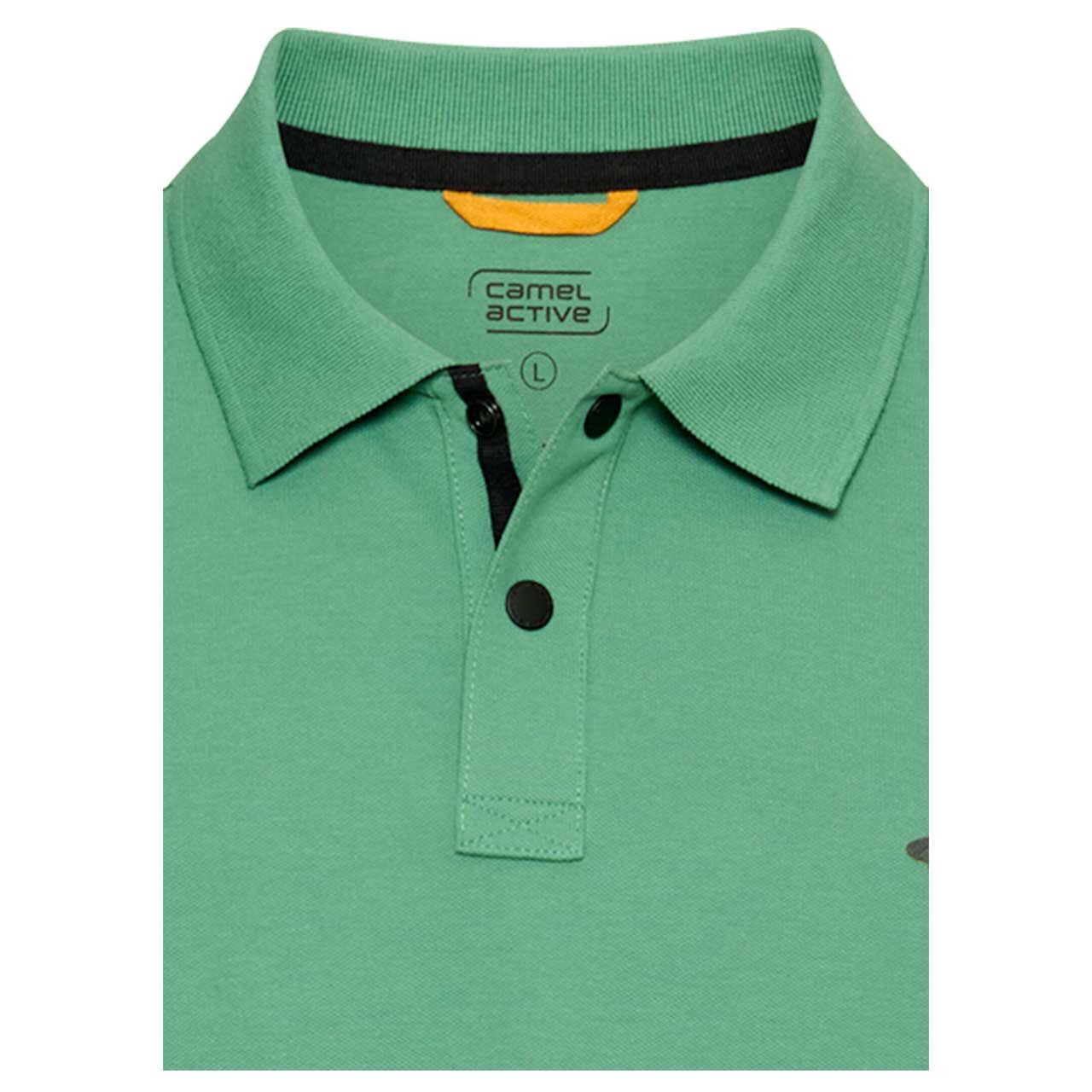 Herren Poloshirt von Camel active in Grün, detaillierte Vorderansicht Kragen