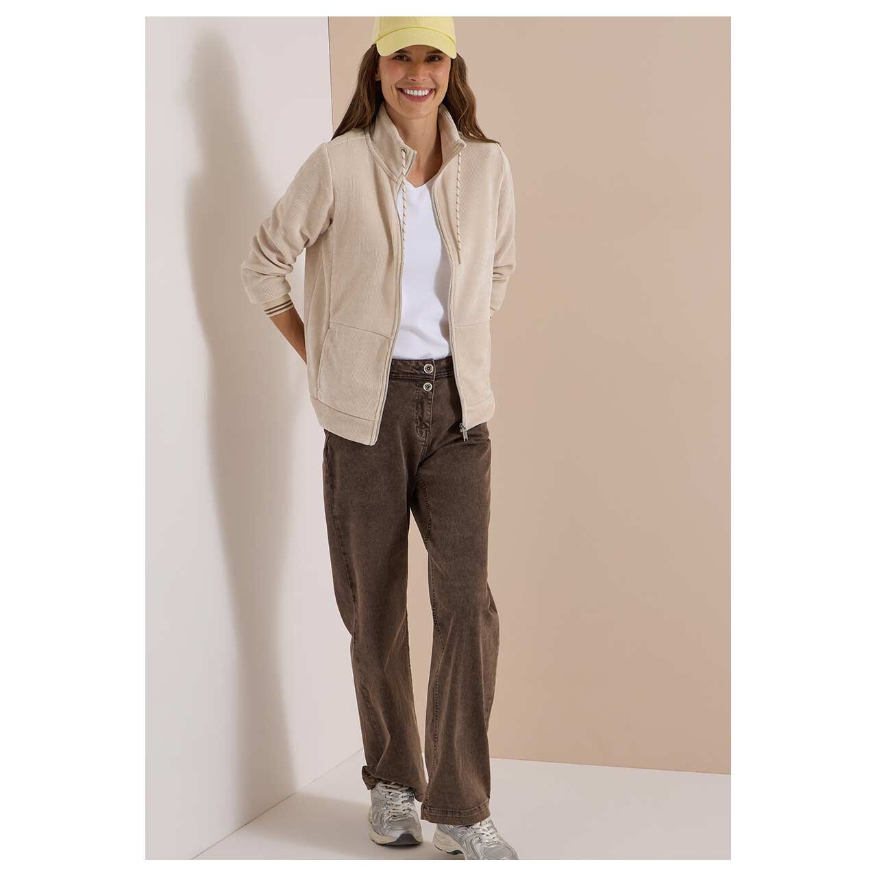 Damen Cord Shirt Jacke Soft Jacket von Cecil in Beige, Ganzkörperansicht
