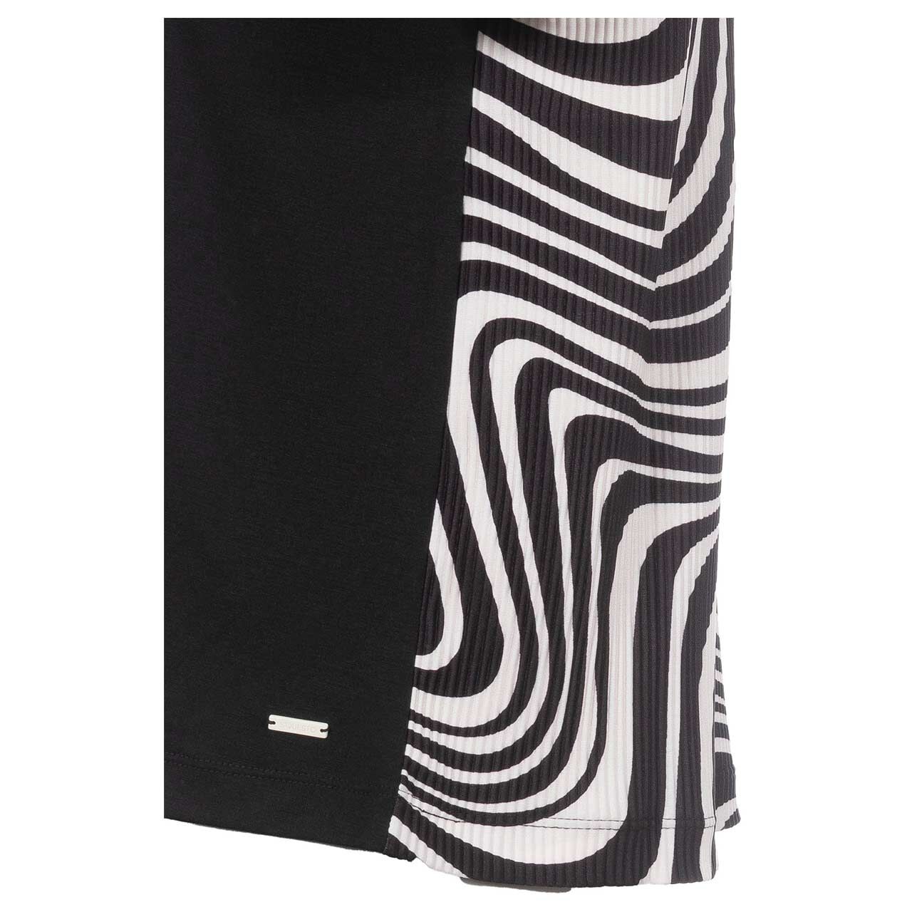 Damen T-Shirt von Soquesto in Schwarz mit Print, detaillierte Saumansicht