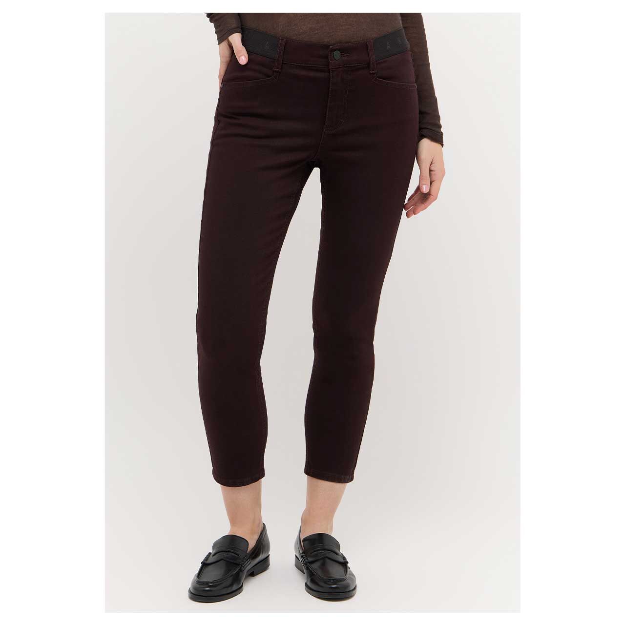 Damen 7/8 Jeans Ornella Sporty von Angels in Weinrot, Vorderansicht am Model