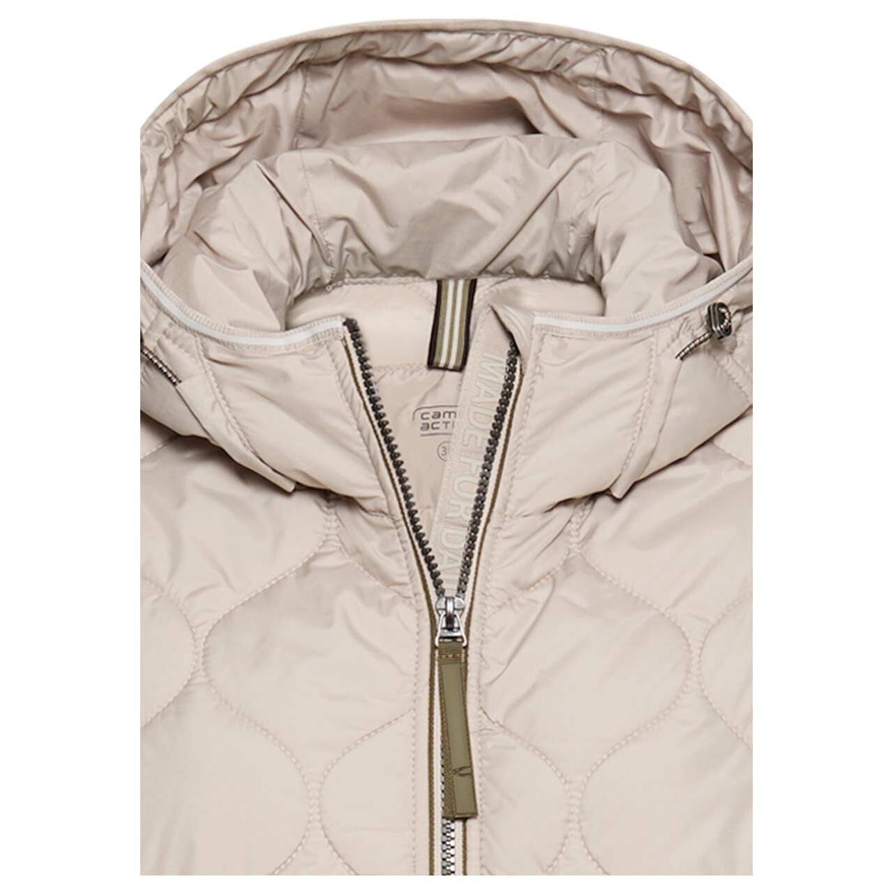 Damen Mantel von Camel active in Hellbeige, Vorderansicht am Model
