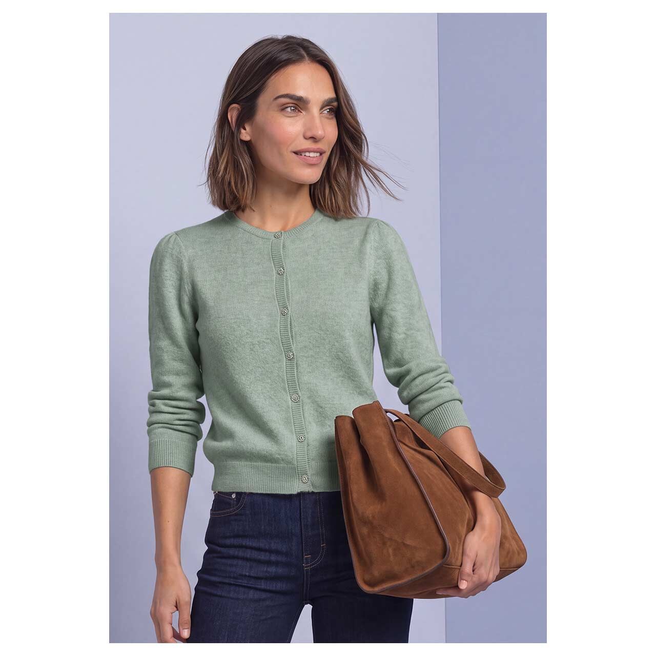 Damen Strickjacke Cosy Roundneck Cardigan von Street One in Grün meliert, Vorderansicht am Model