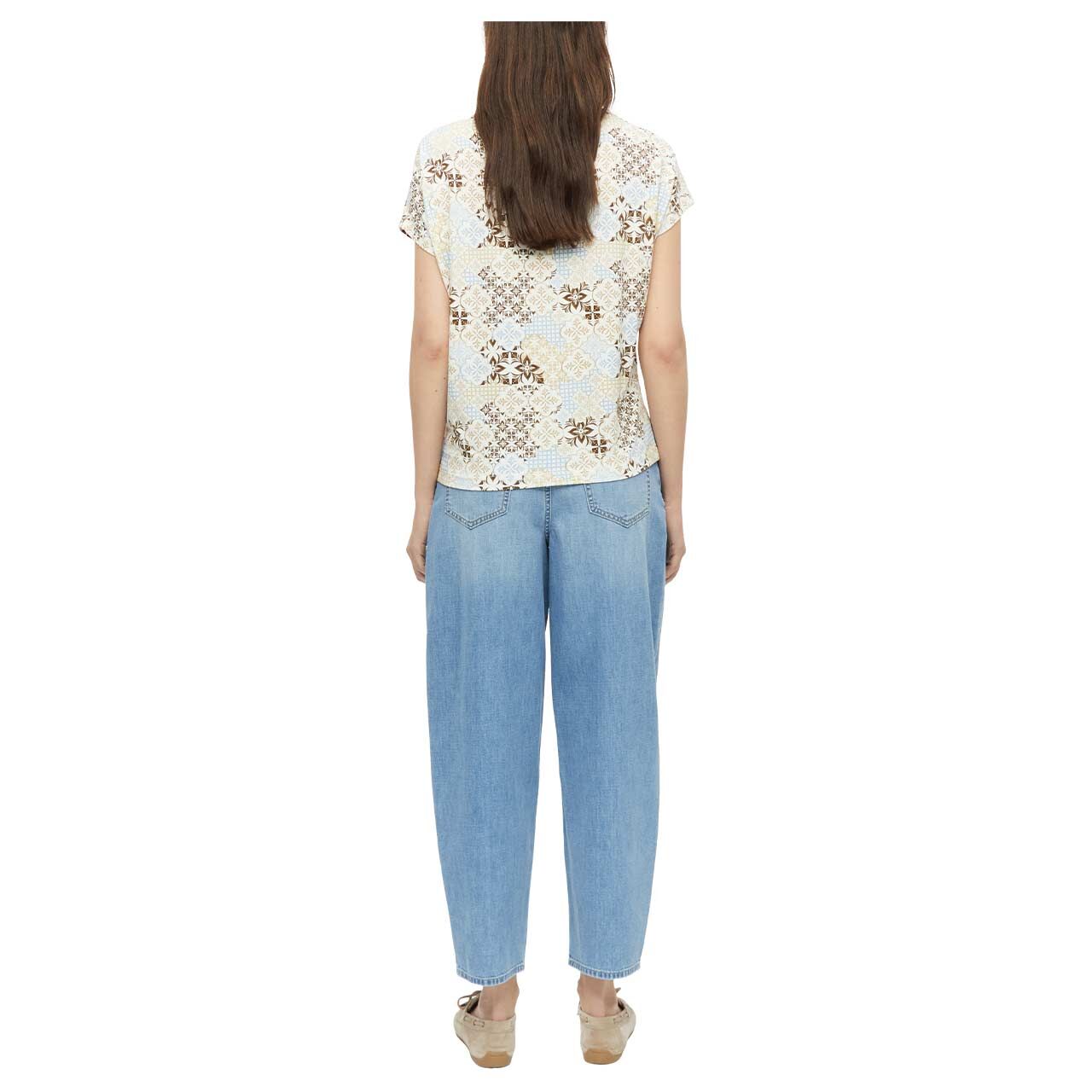 s. Oliver Damen T-Shirt in Braun mit Print, Rückansicht am Model