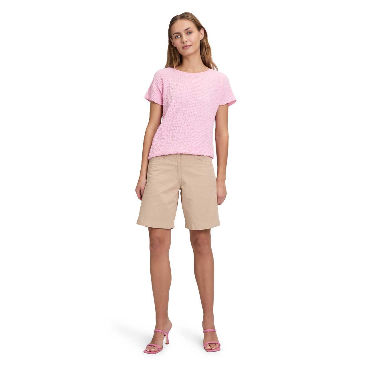 Damen T-Shirt von Betty Barclay in Rosa, Gesamtansicht getragen