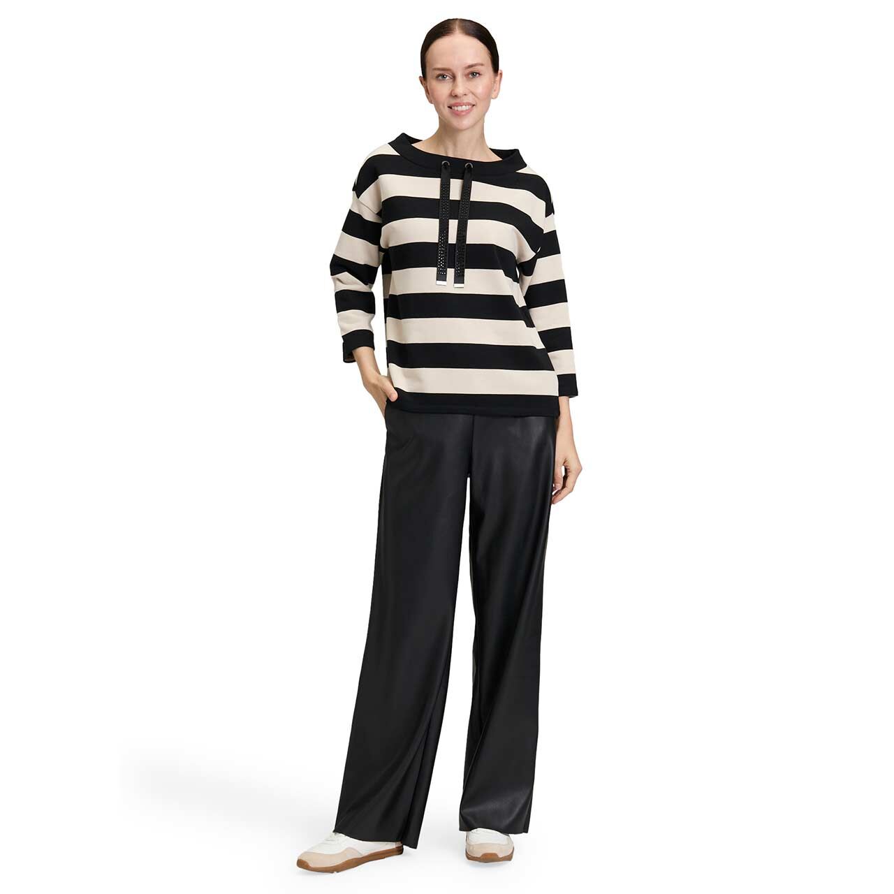 Damen 3/4 Arm Sweatshirt von Betty Barclay in Schwarz gestreift, Detailaufnahme Ausschnitt