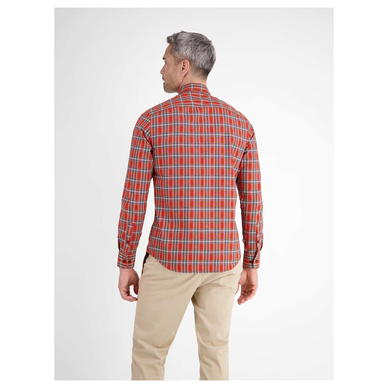 Herren Hemd von Lerros in Rot kariert, Rückansicht mit Model