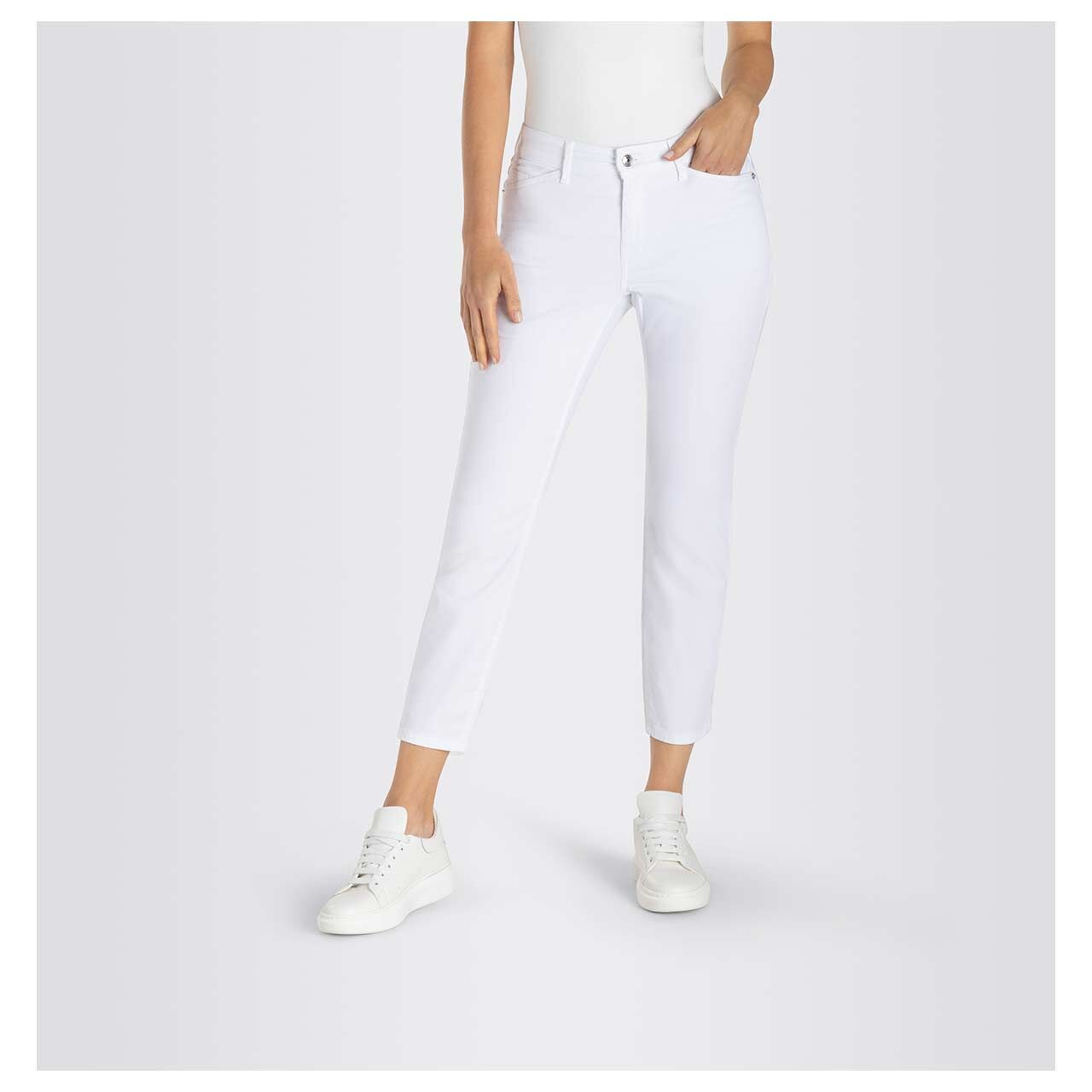 Damen 7/8 Jeans  Dream Summer von MAC in Weiß, Vorderansicht am Model